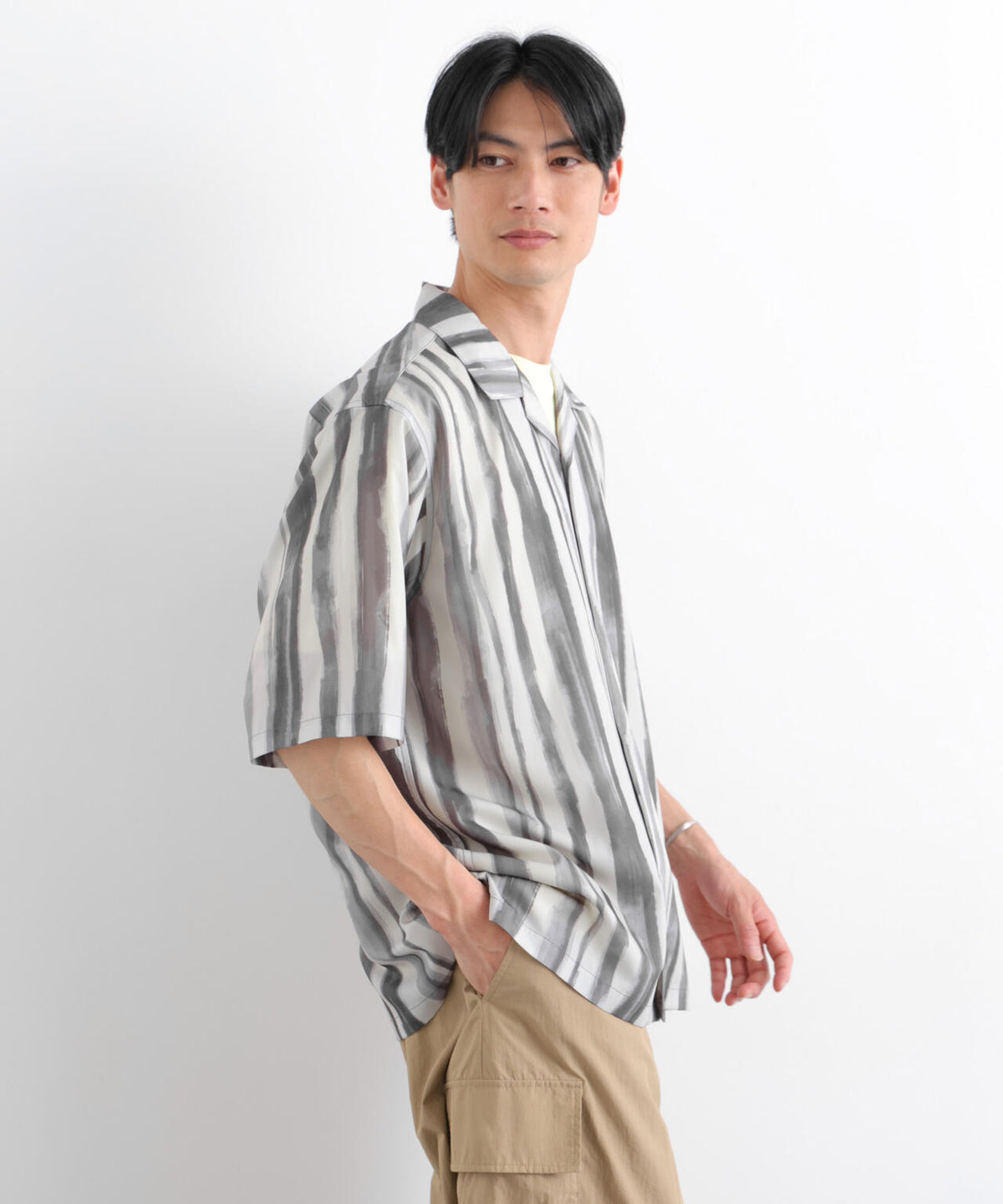 180cm B:88 W:75 H:92 着用サイズ:L