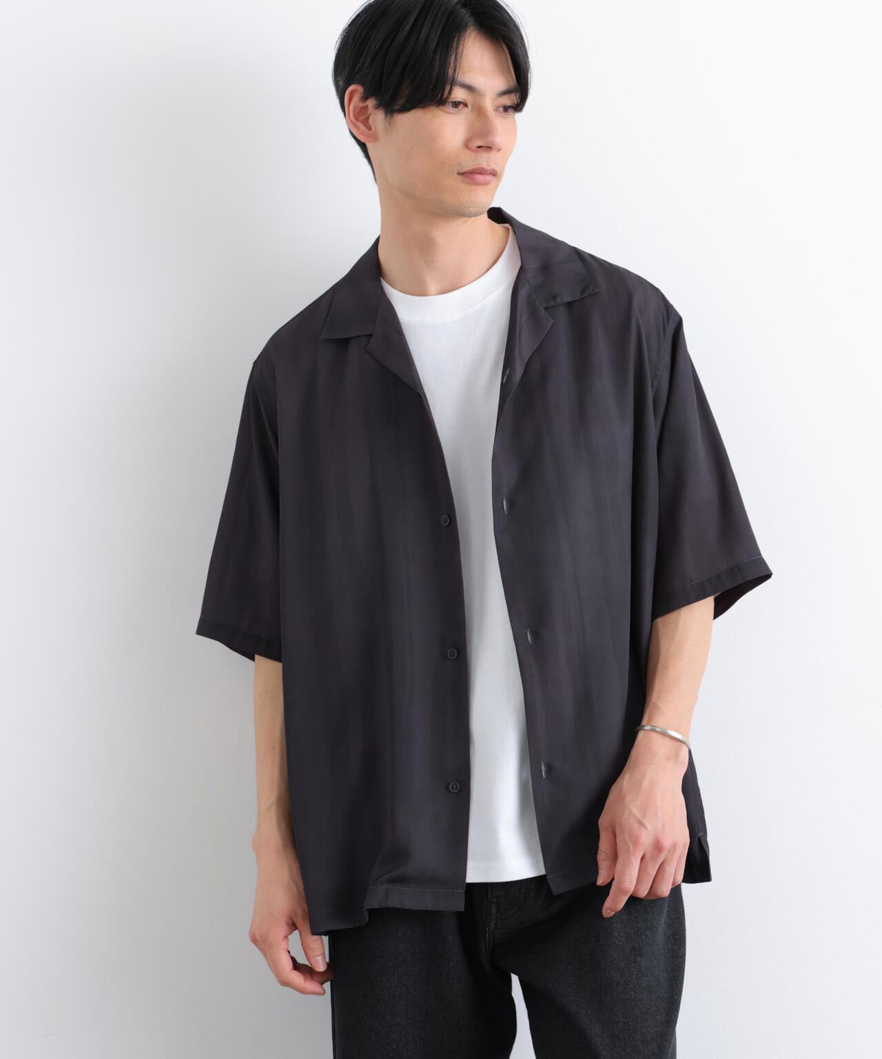 180cm B:88 W:75 H:92 着用サイズ:L