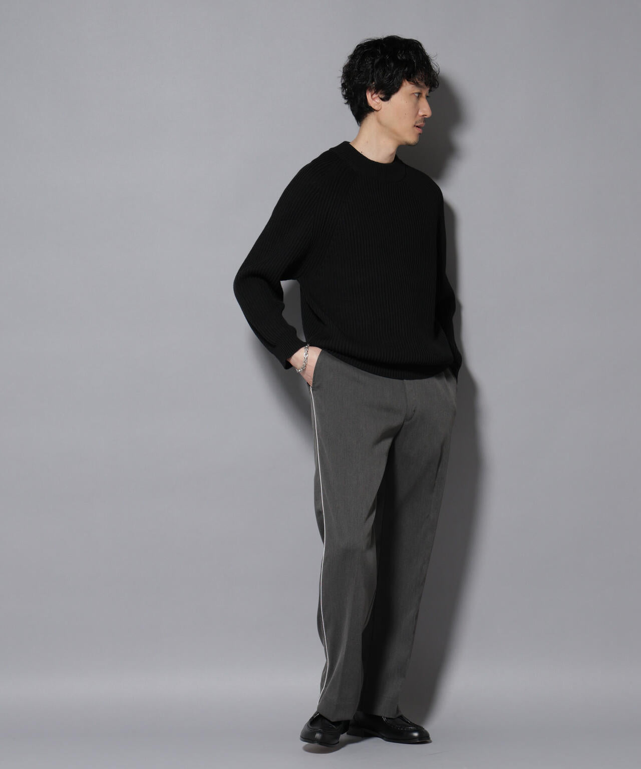 コットンMIXバルキーモックネックニット