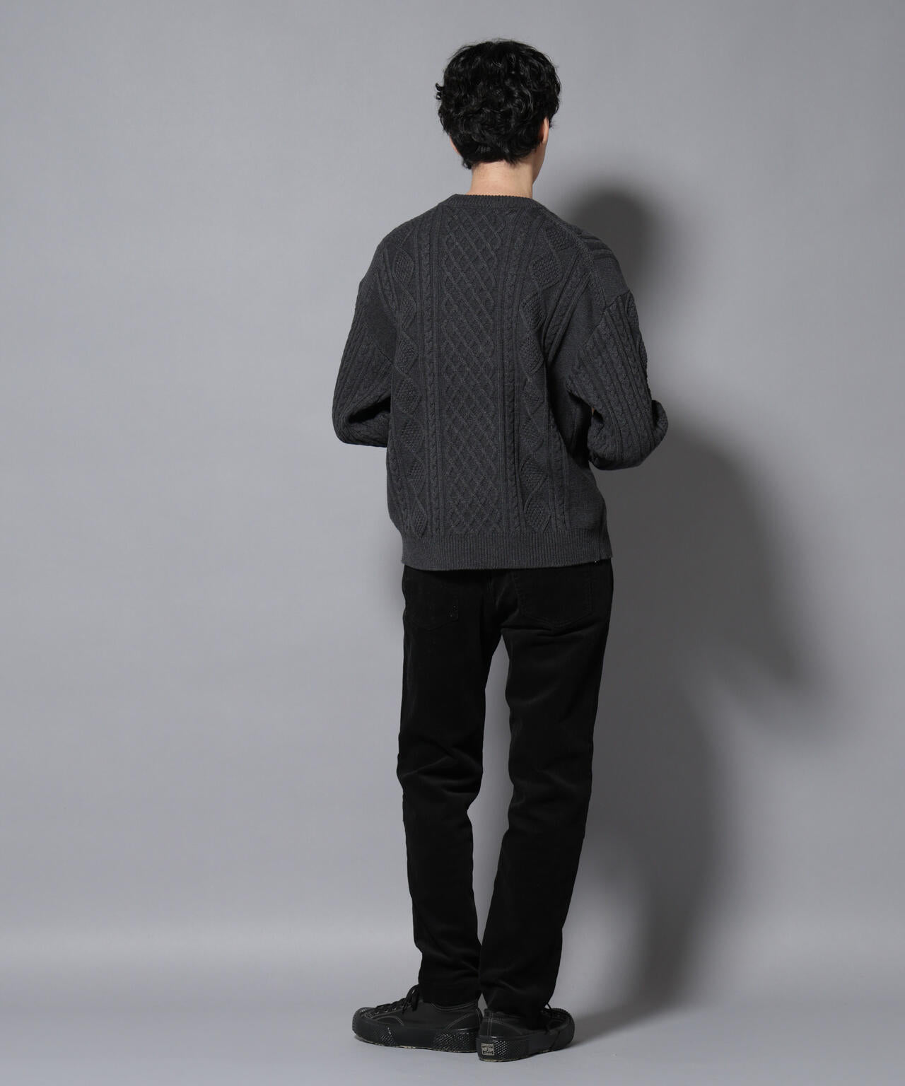 コットンMIXバルキーケーブルニット