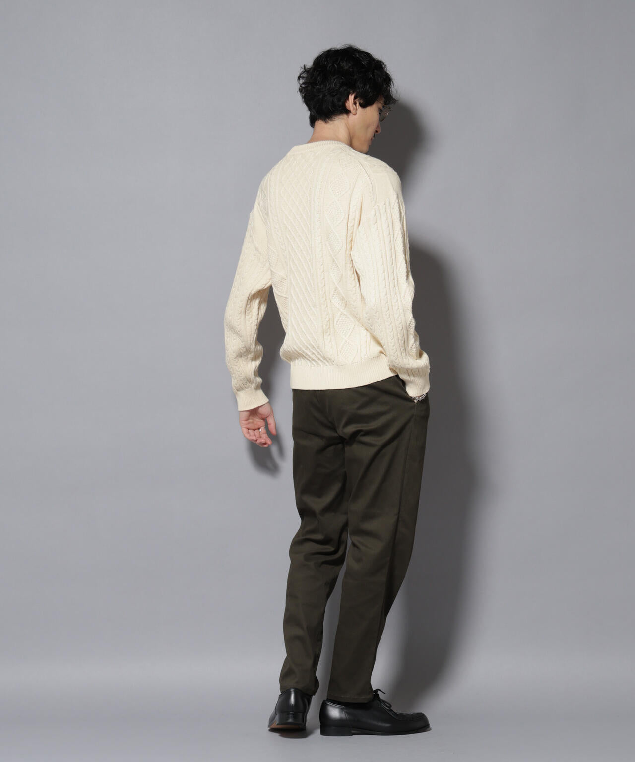 コットンMIXバルキーケーブルニット