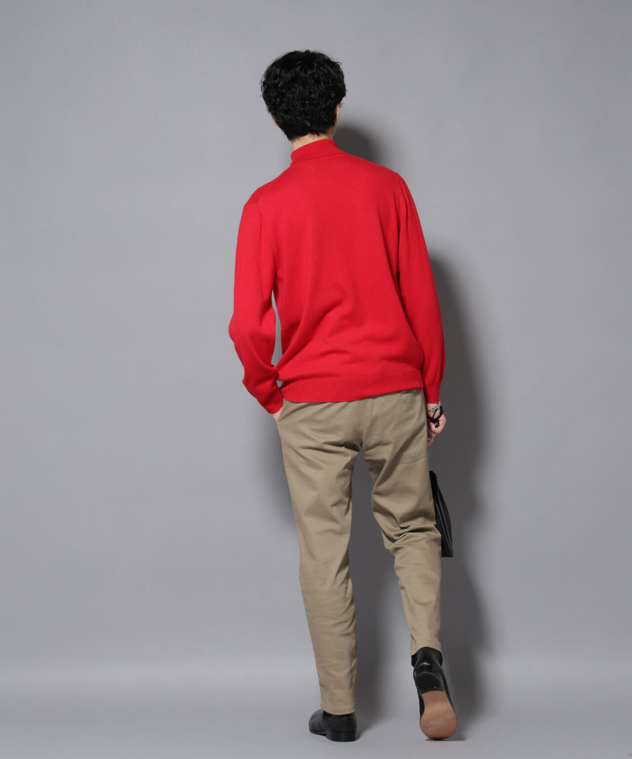 カシミヤミックスタートルネックニット