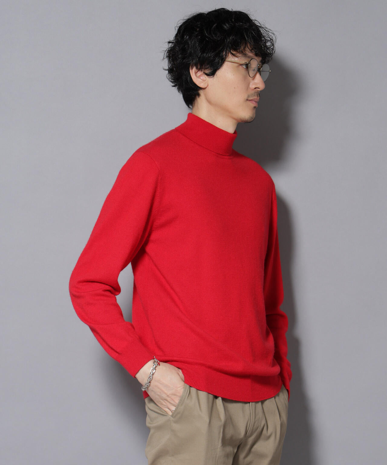 カシミヤミックスタートルネックニット