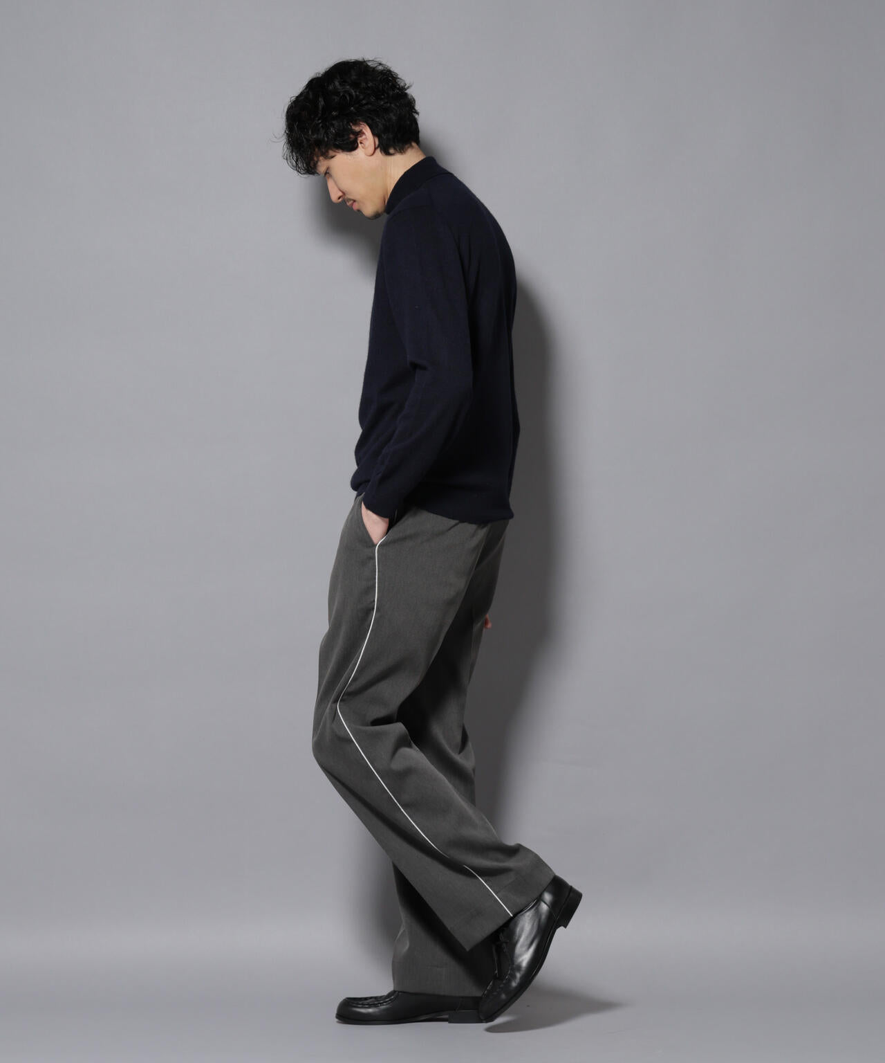 カシミヤミックスタートルネックニット