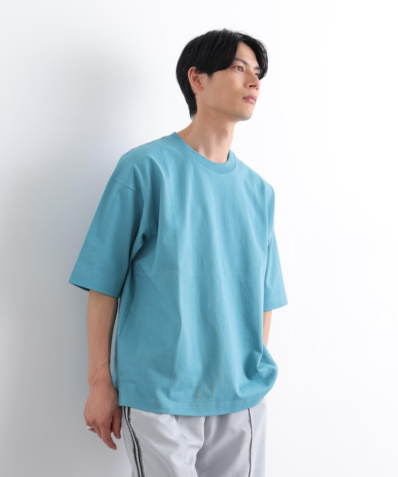180cm B:88 W:75 H:92 着用サイズ:L