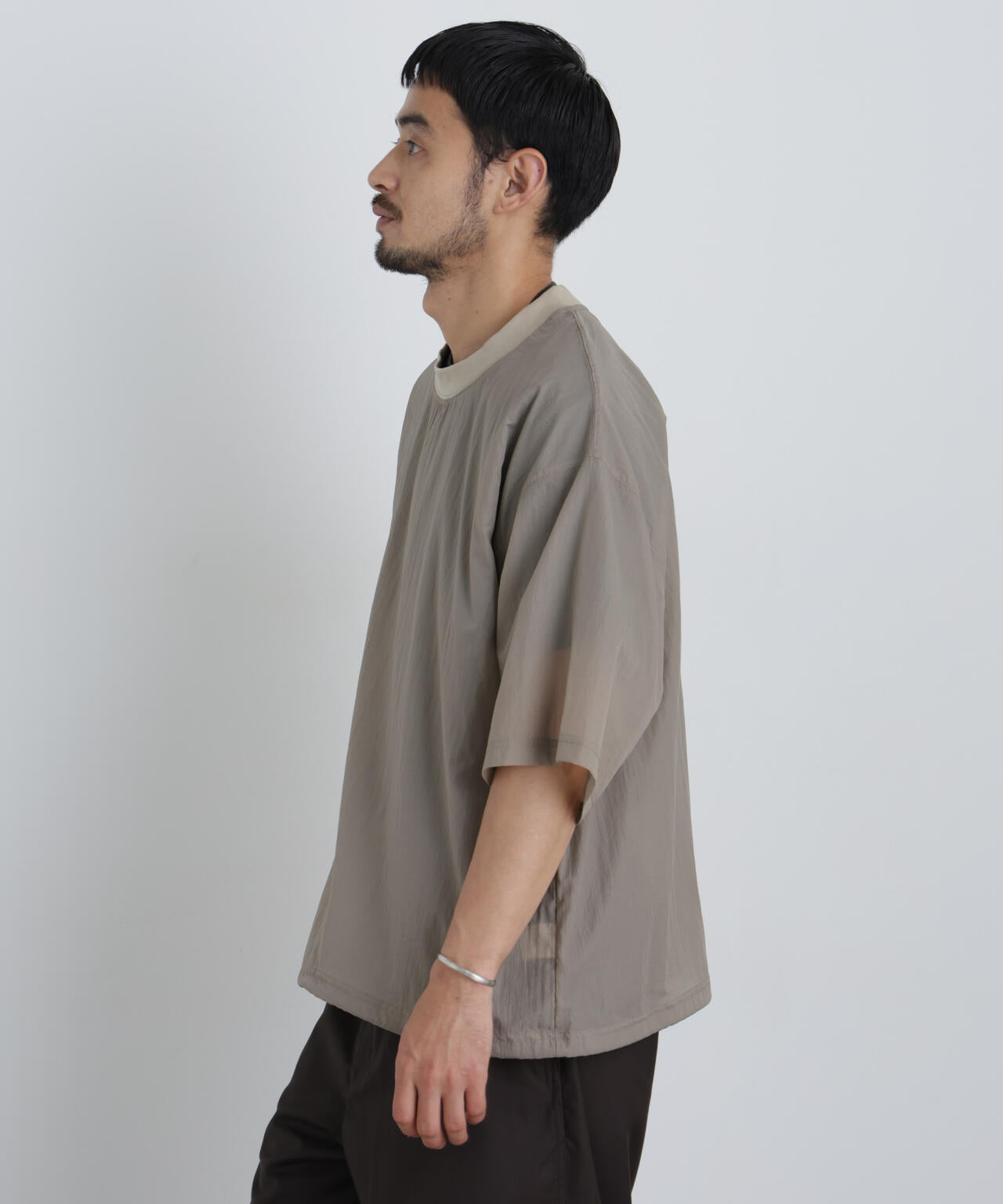 180cm B:89 W:70 H:91 着用サイズ:L