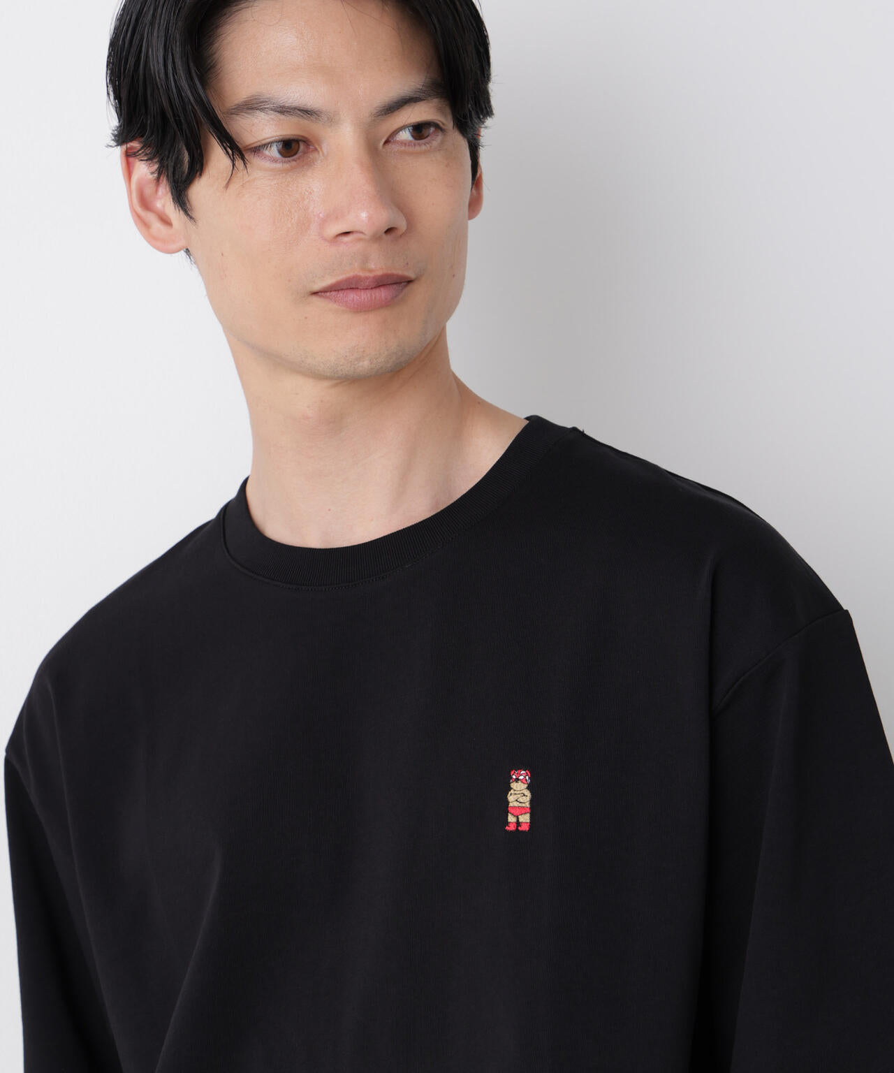 180cm B:88 W:75 H:92 着用サイズ:L