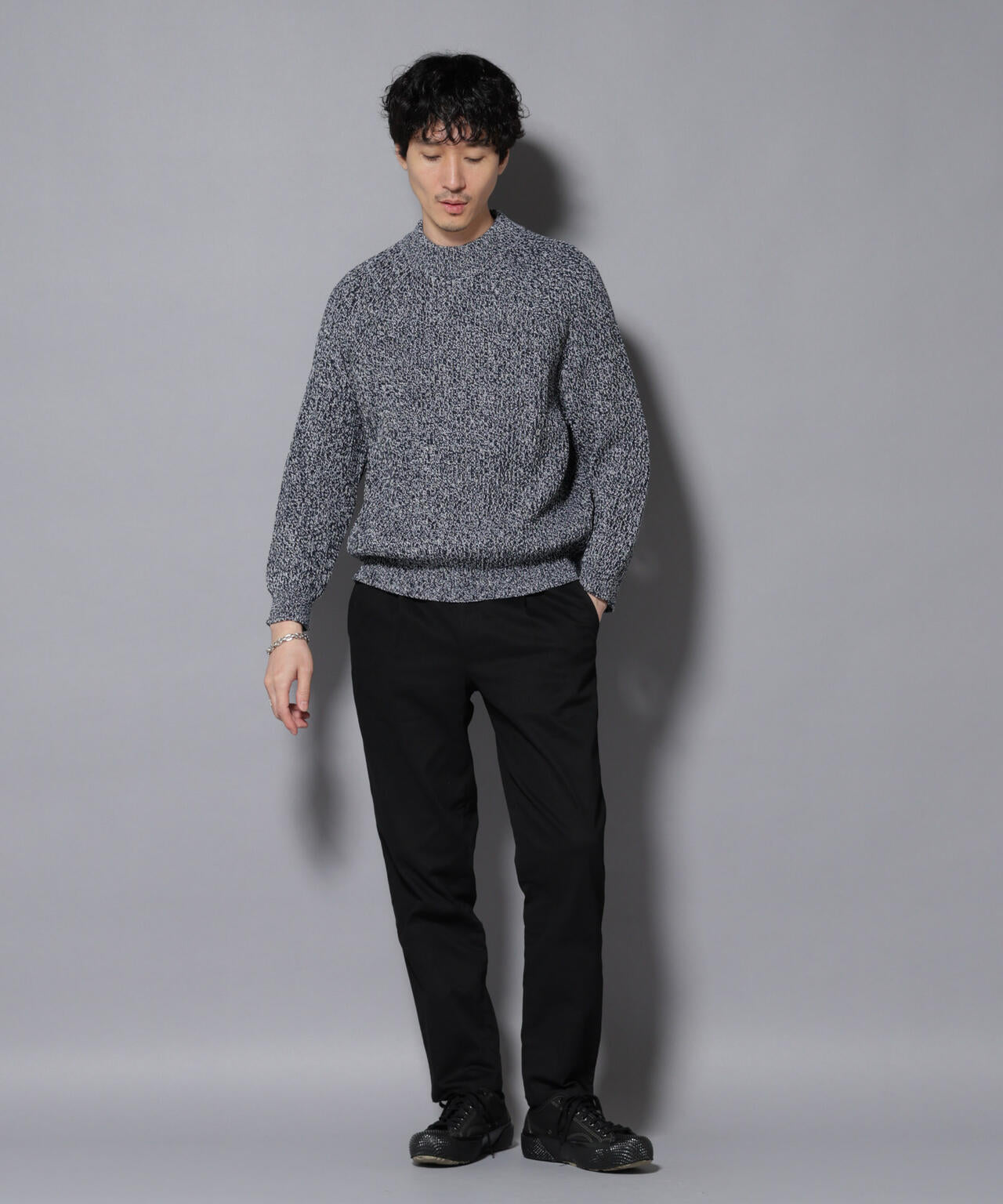 ストレッチコンパクトテーパード