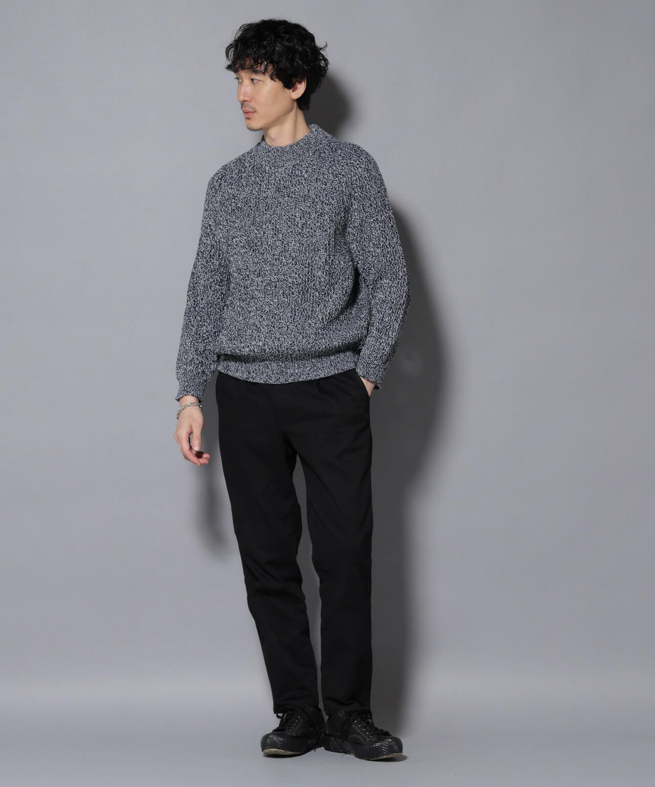 ストレッチコンパクトテーパード