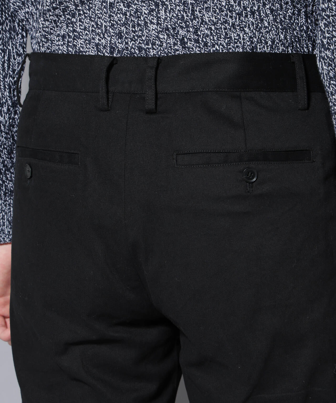 ストレッチコンパクトテーパード