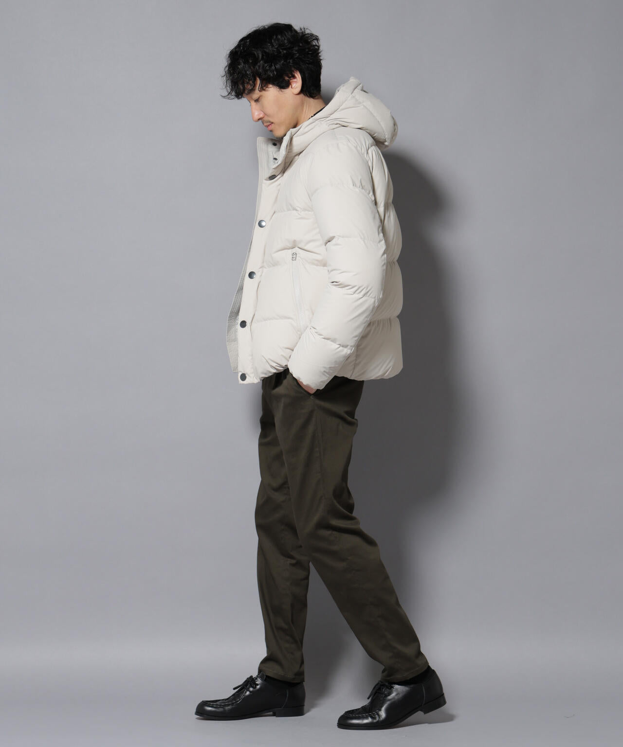 ストレッチコンパクトテーパード