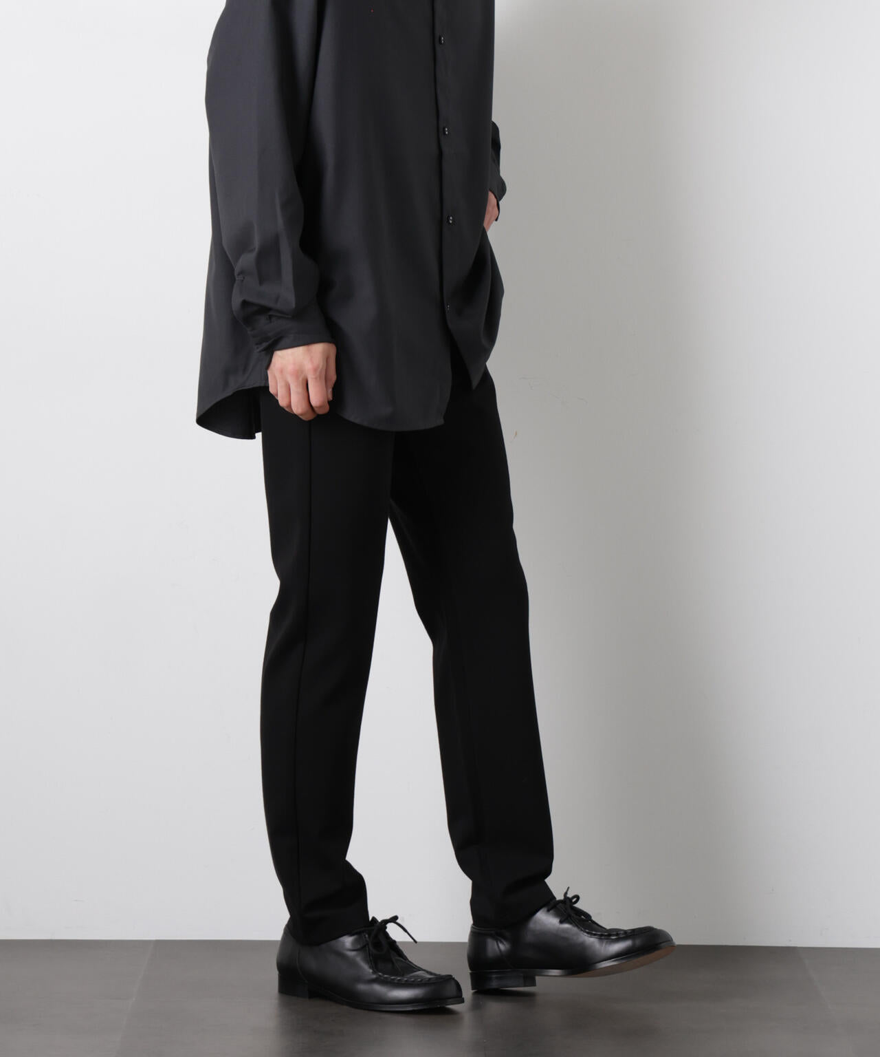 ストレッチ5Pテーパードパンツ