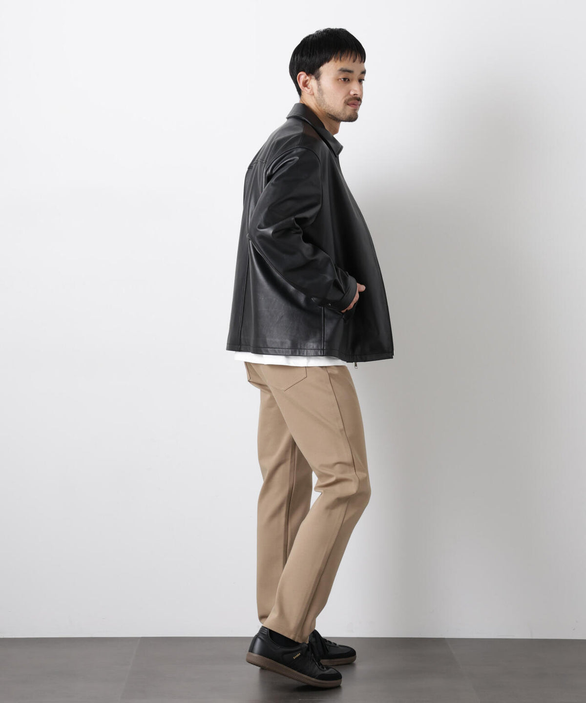 ストレッチ5Pテーパードパンツ