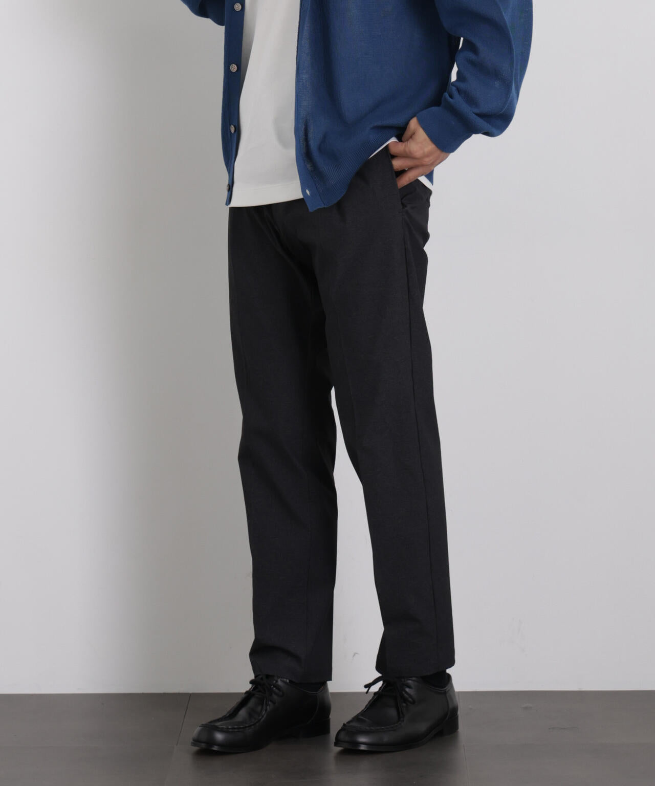 ナイロンドビーストレッチスラックス