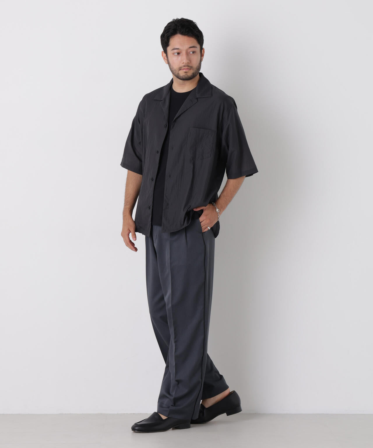 COOLFIBER(R)ドレープツイルパイピングイージーパンツ