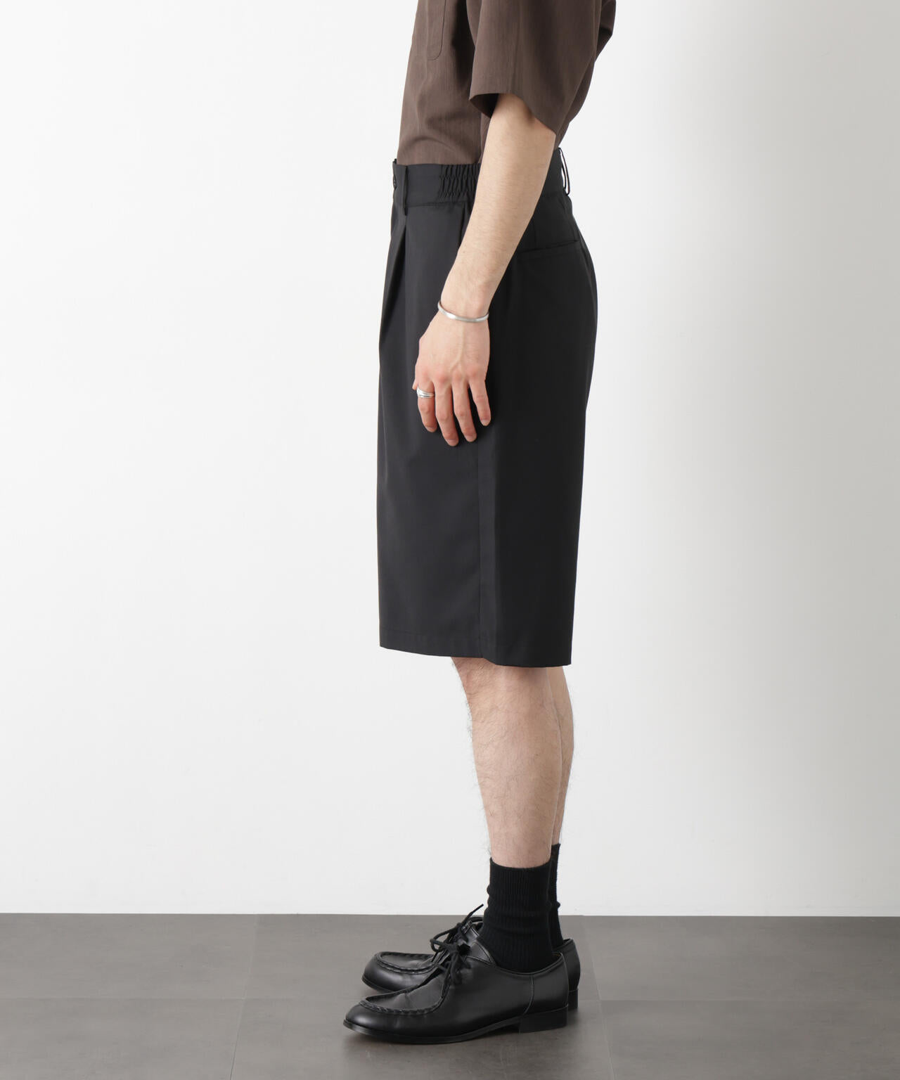 ビッグドレープ ショートパンツ