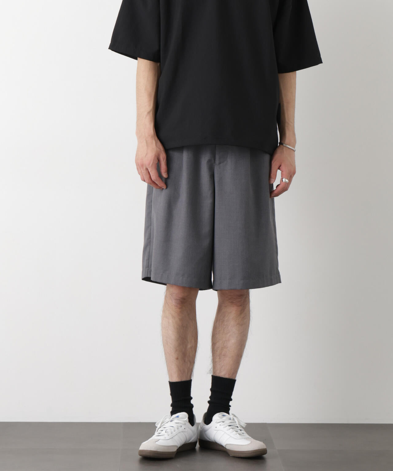 ビッグドレープ ショートパンツ