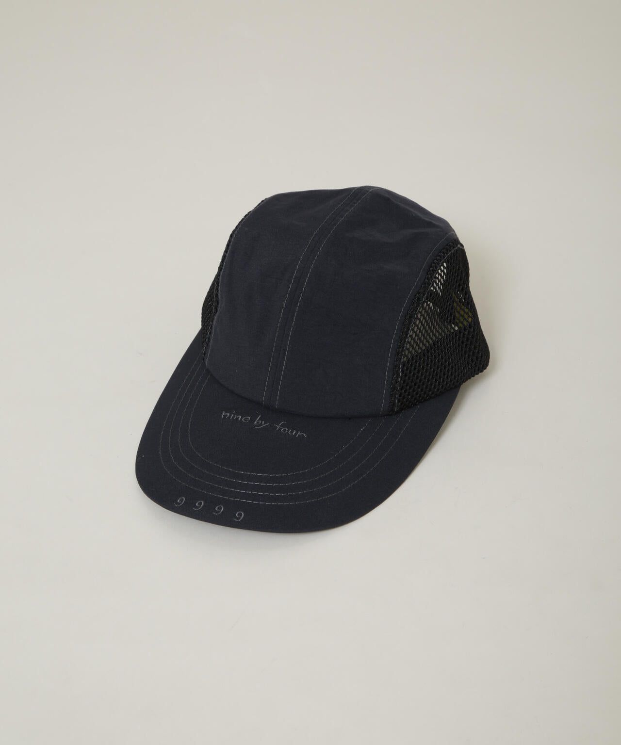 nine by four/94 WR NYLON & MESH 4P CAP