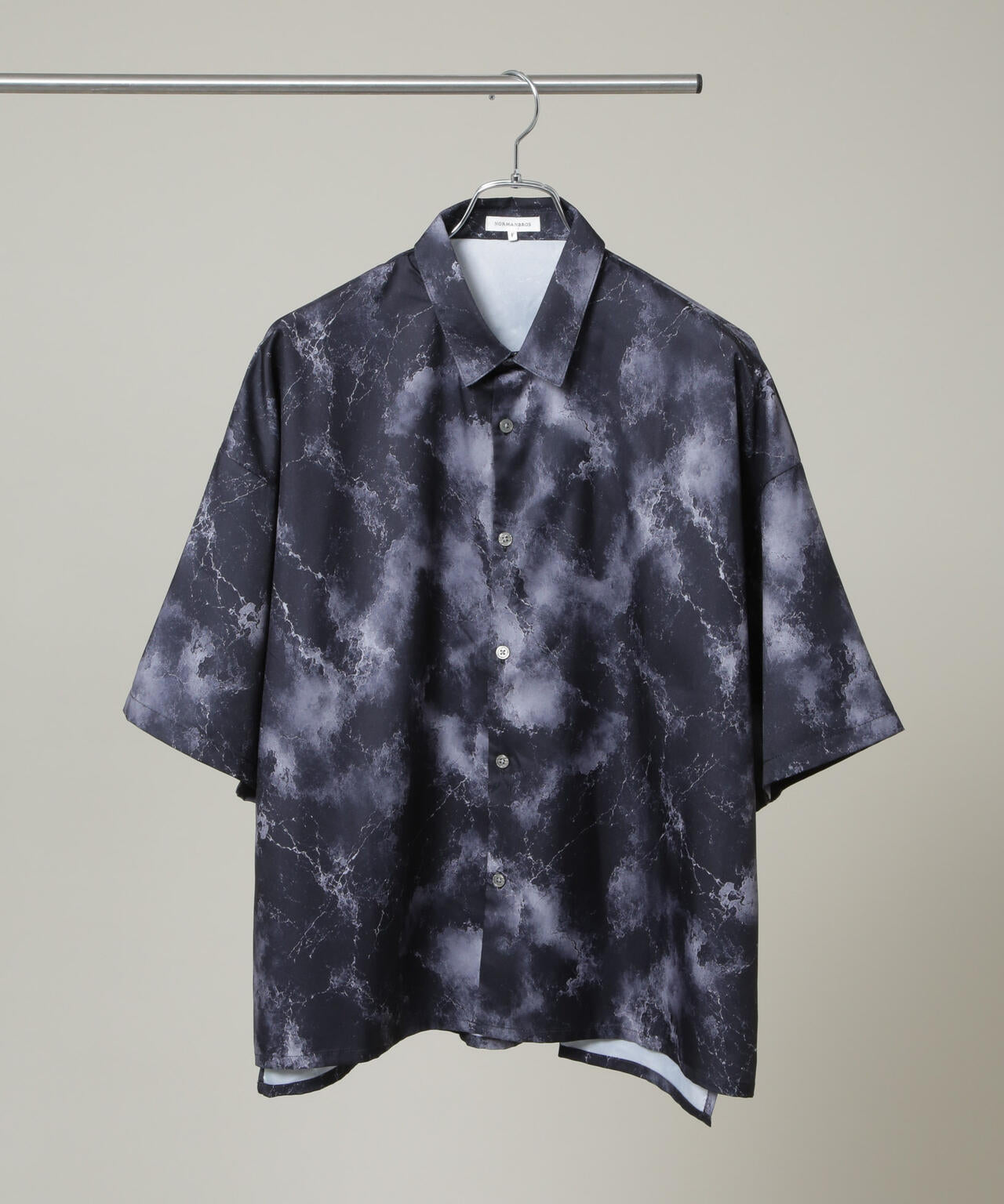 NORMANBROS/ショート丈オーバーサイズ総柄シャツ 半袖