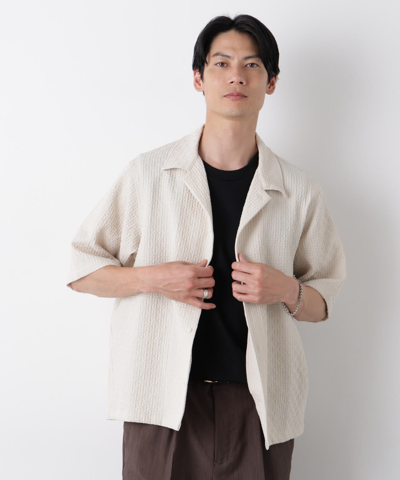 180cm B:88 W:75 H:92 着用サイズ:L
