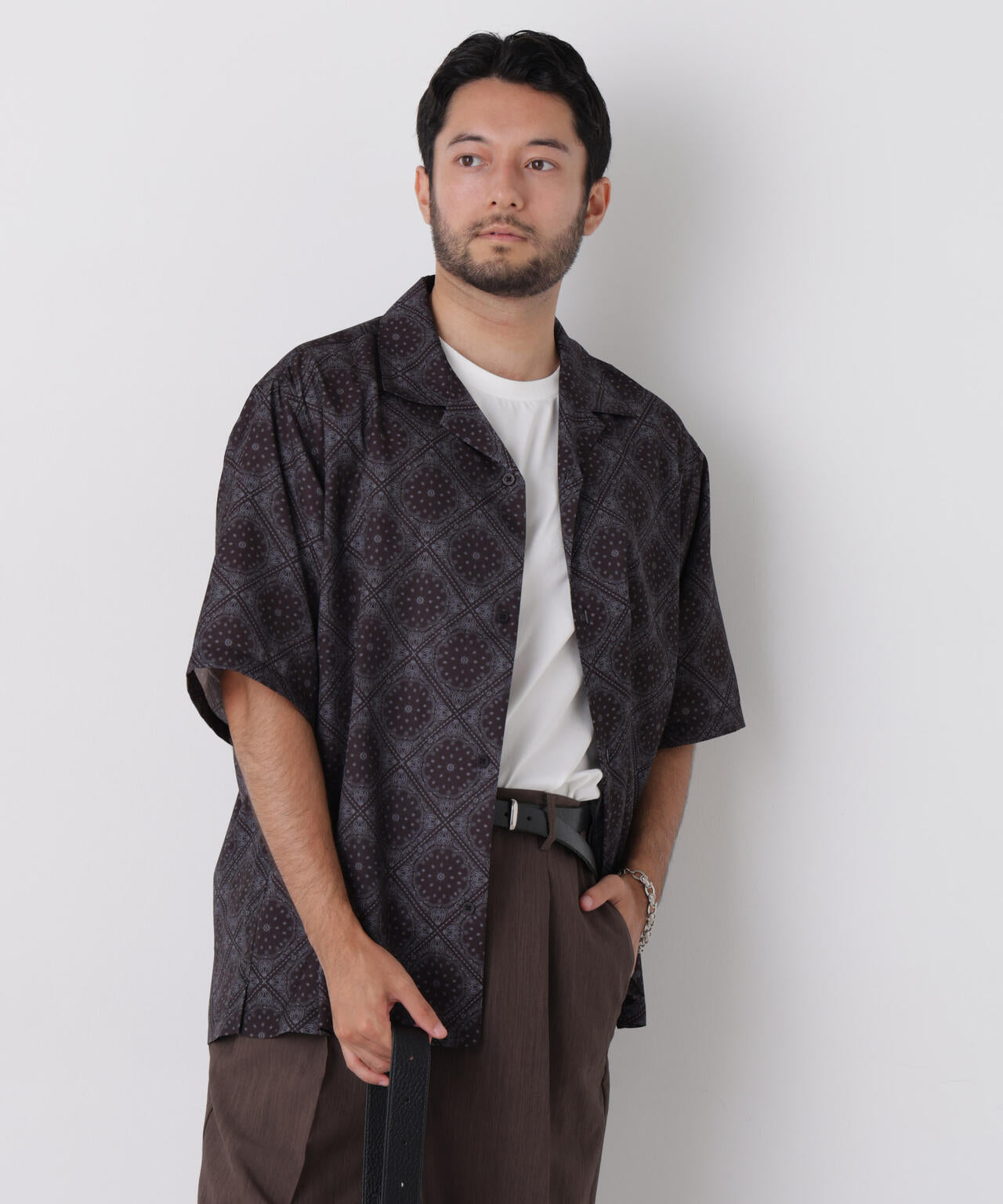 180cm B:99 W:90 H:97 着用サイズ:L
