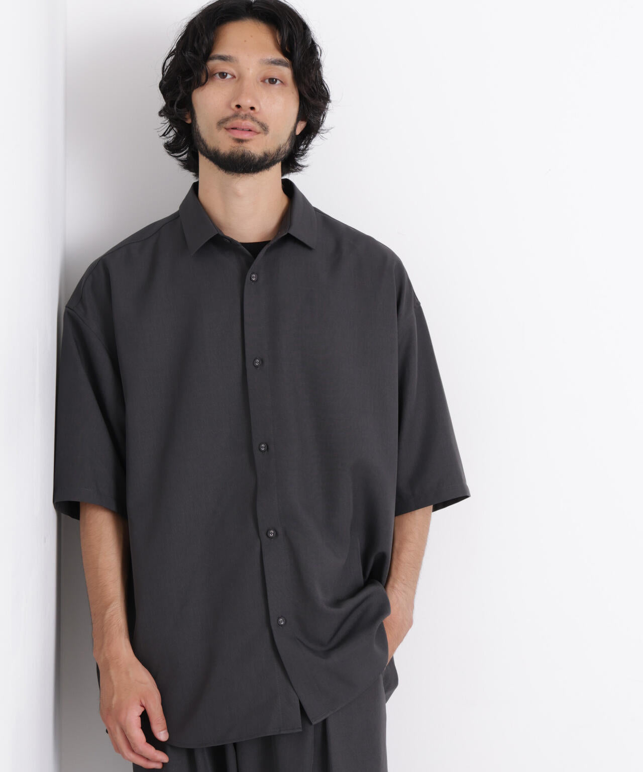 181cm B:75 W:73 H:90 着用サイズ:L