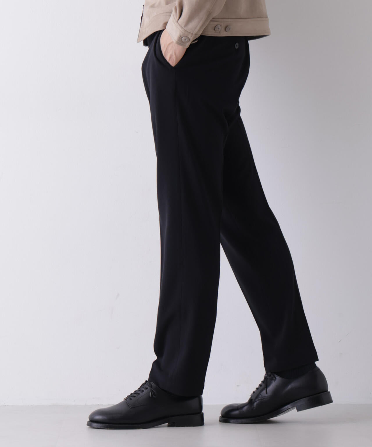 185cm B:92 W:77 H:90 着用サイズ:L