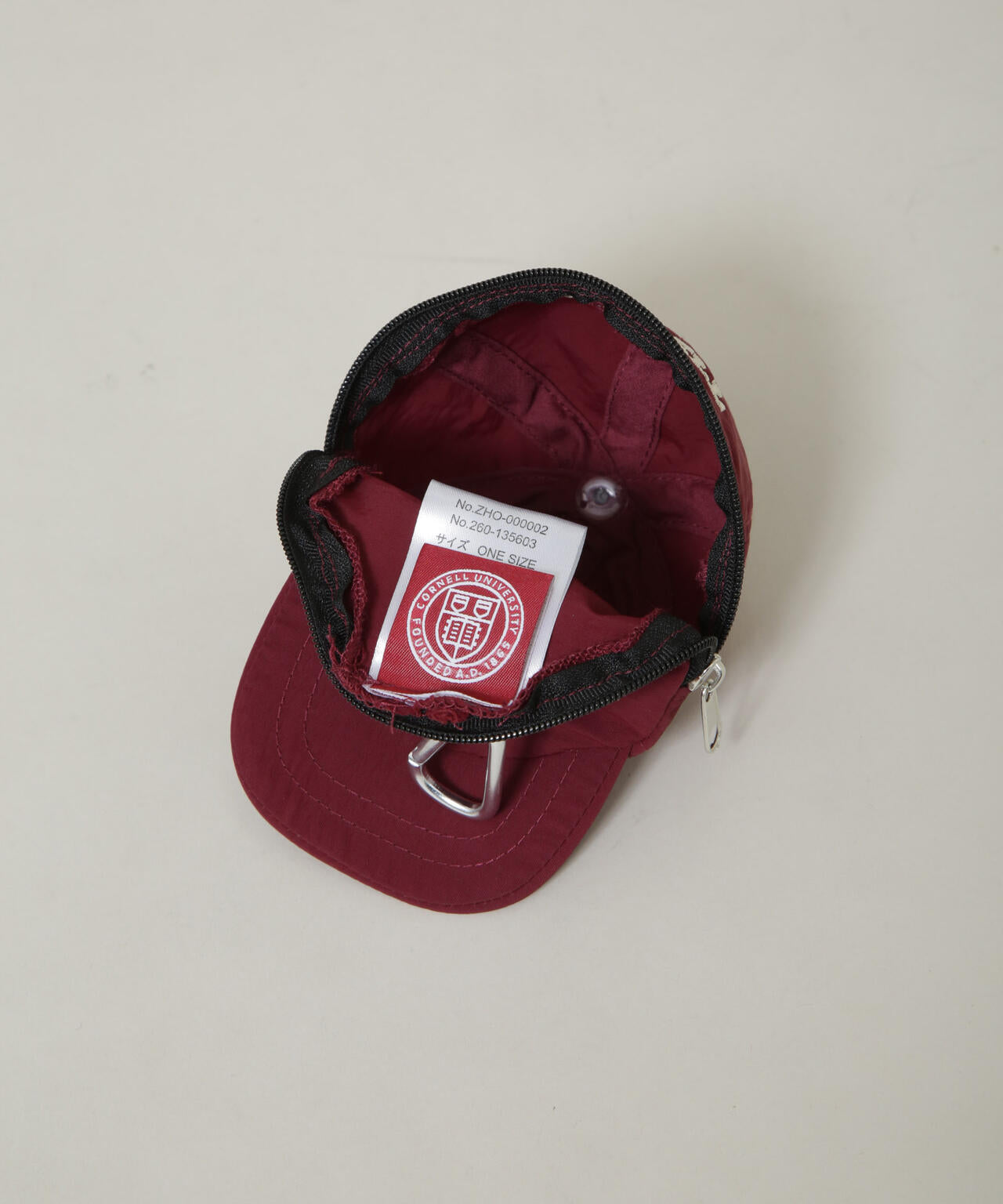 University/CORNELL CAP POACH