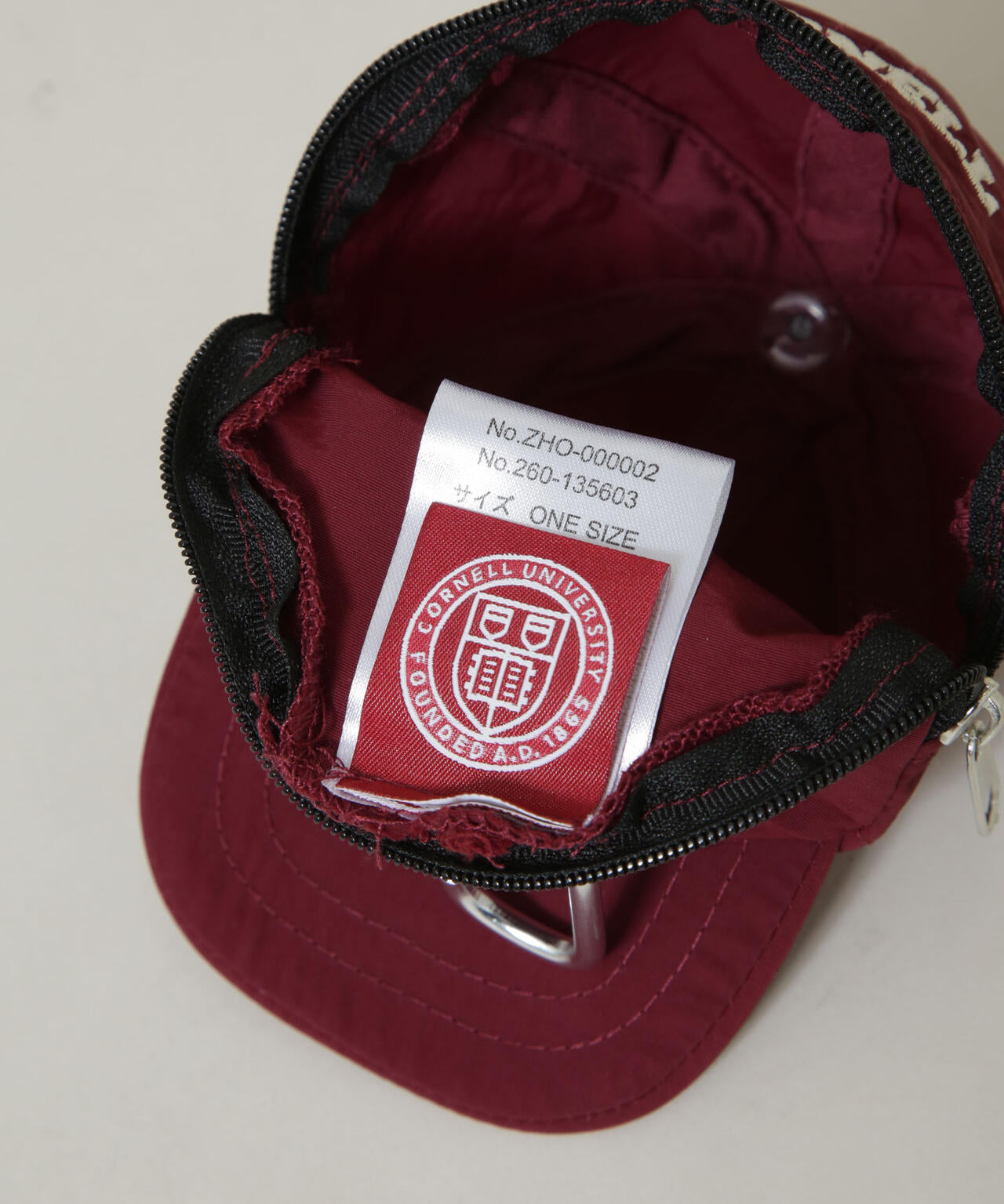 University/CORNELL CAP POACH