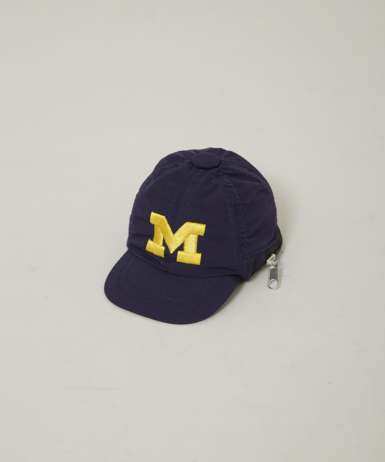 University/MICHIGAN CAP POACH