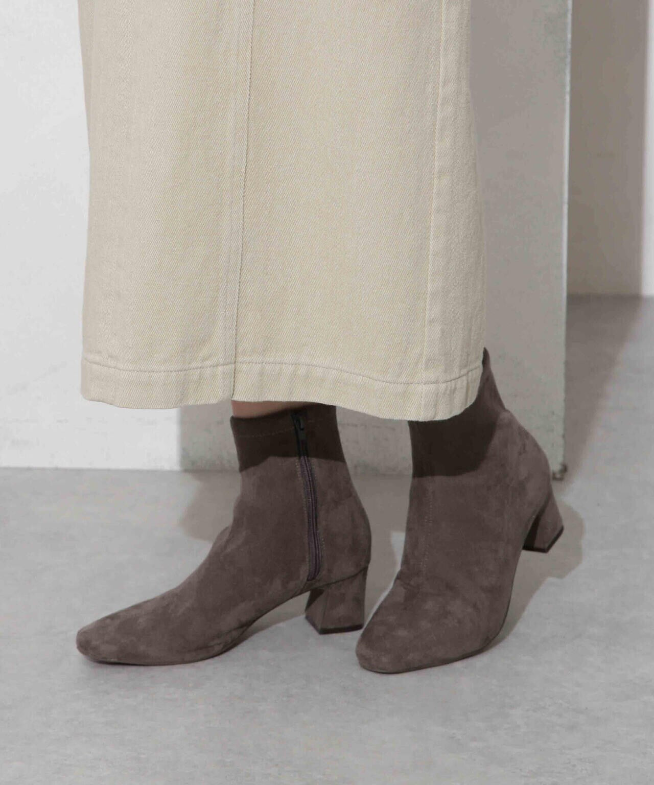 f6c20d67-8b77-53eb-86ce-d28f94543bb0_Image