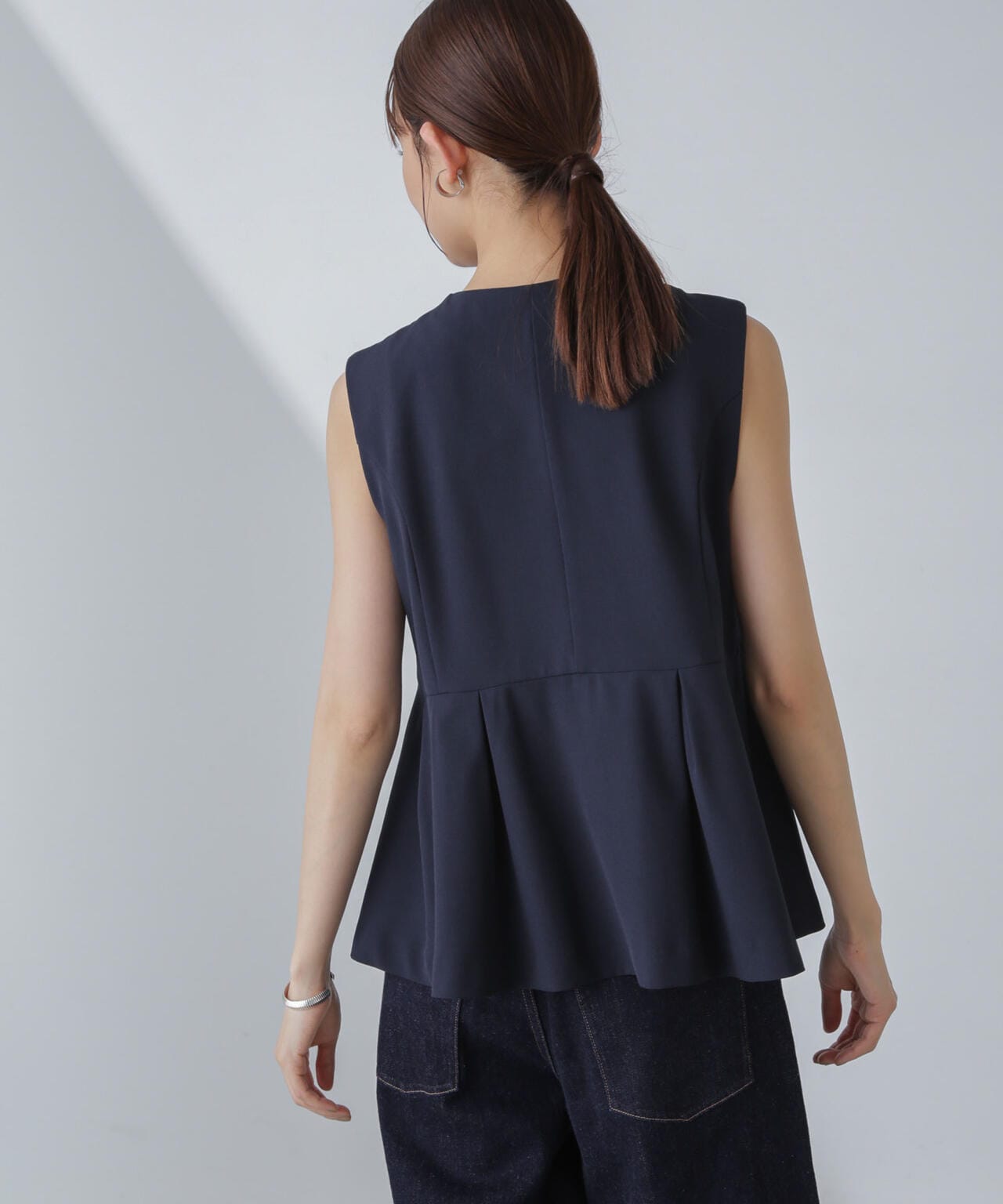 5d46baf4-fdad-533d-a350-9b13905ba97b_Image