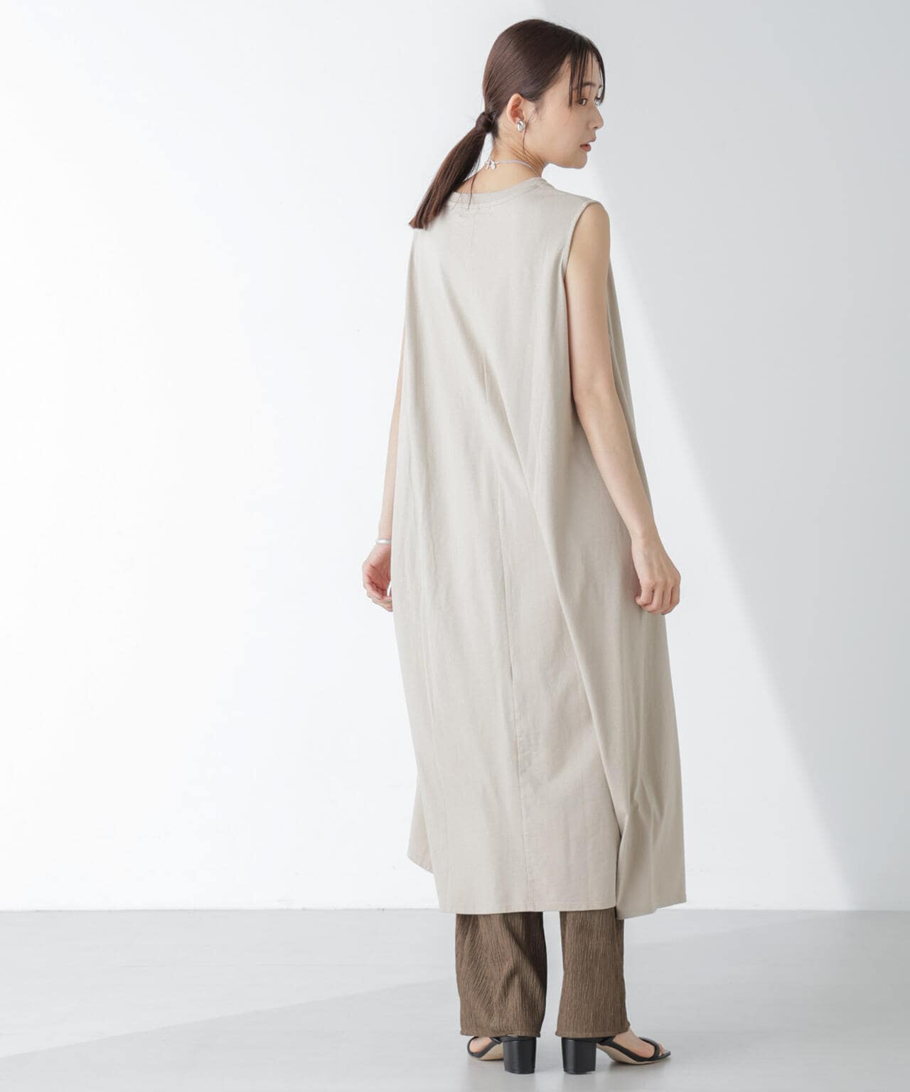 b2f41810-410b-526b-9329-36ad70d71f90_Image