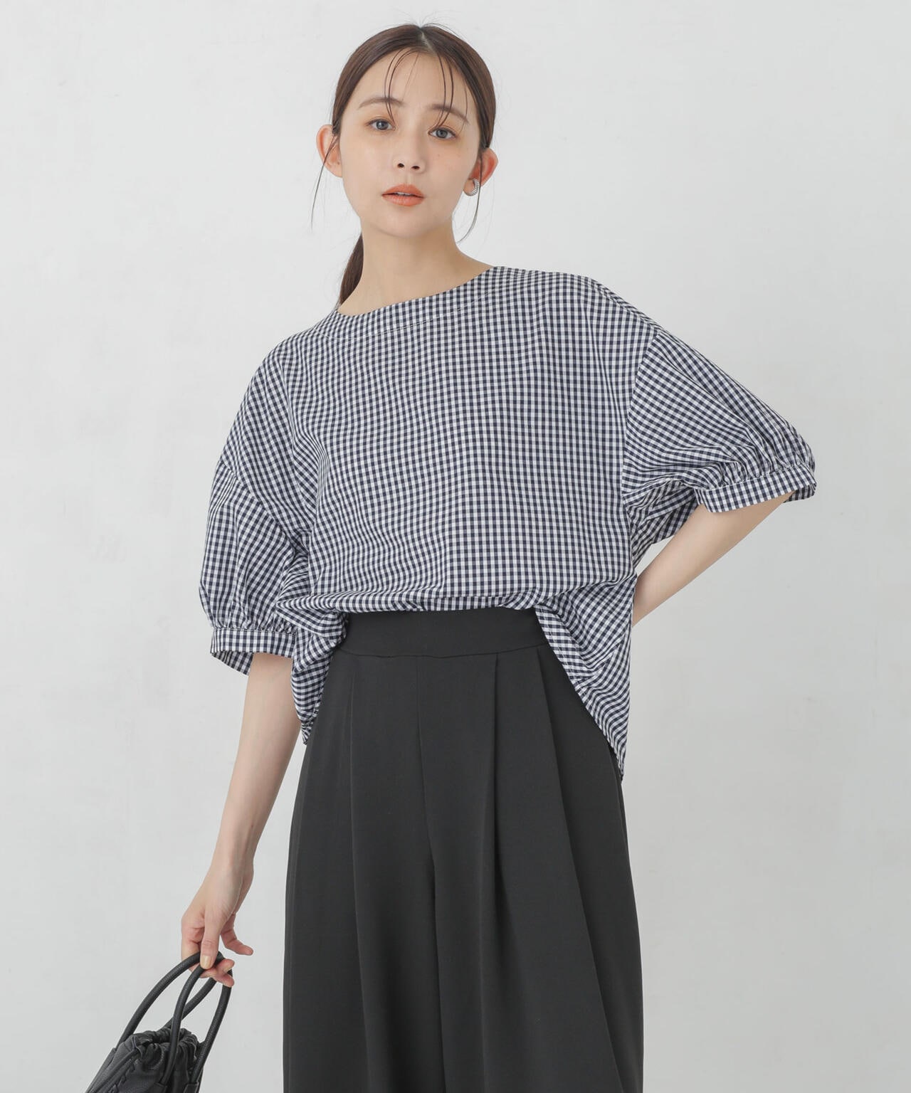 b8c7e9ec-6e34-5faa-9a5d-4d9bb5173f98_Image