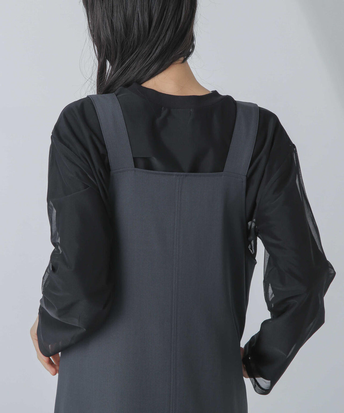 チュールレイヤードロングスリーブTシャツ