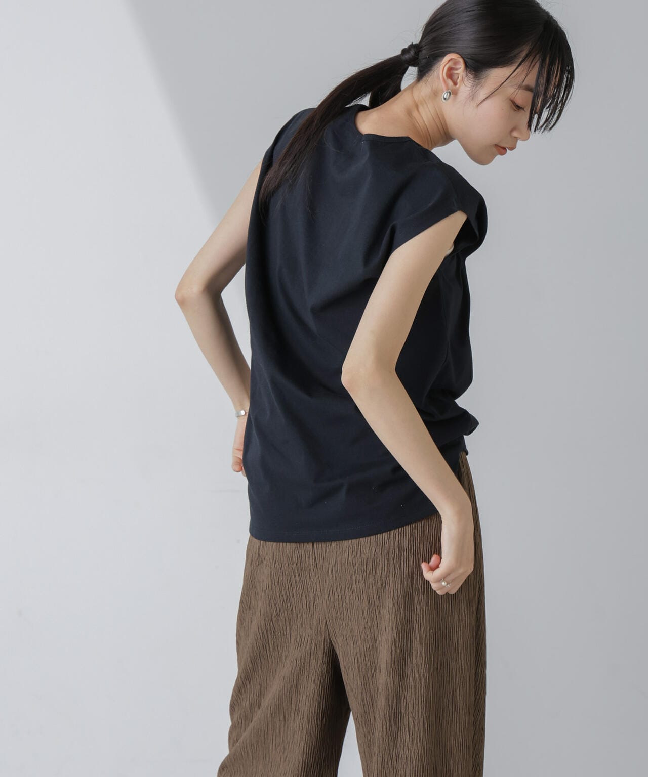 56d2ed57-9d26-5d49-8177-531fc1fa8dd9_Image