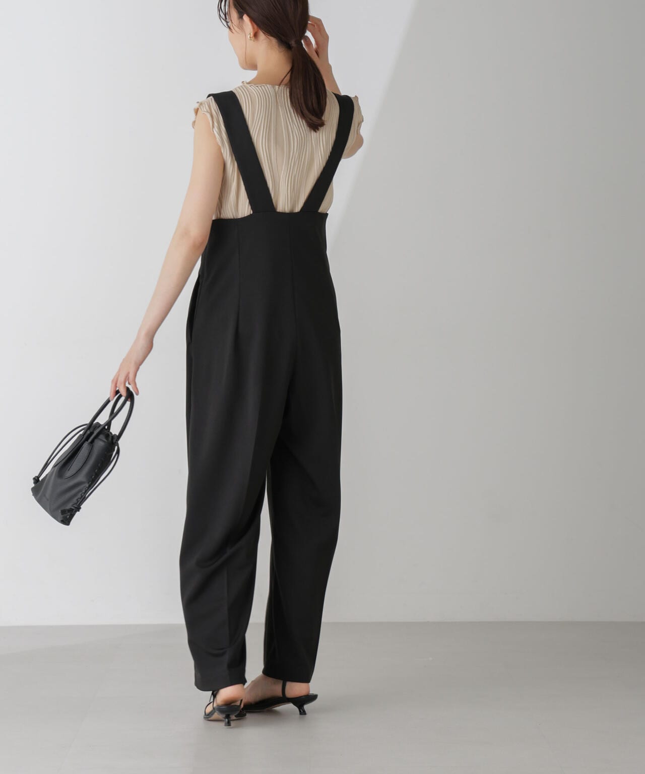 25ad0043-67a4-5150-8d2b-78a1e2e1e27a_Image