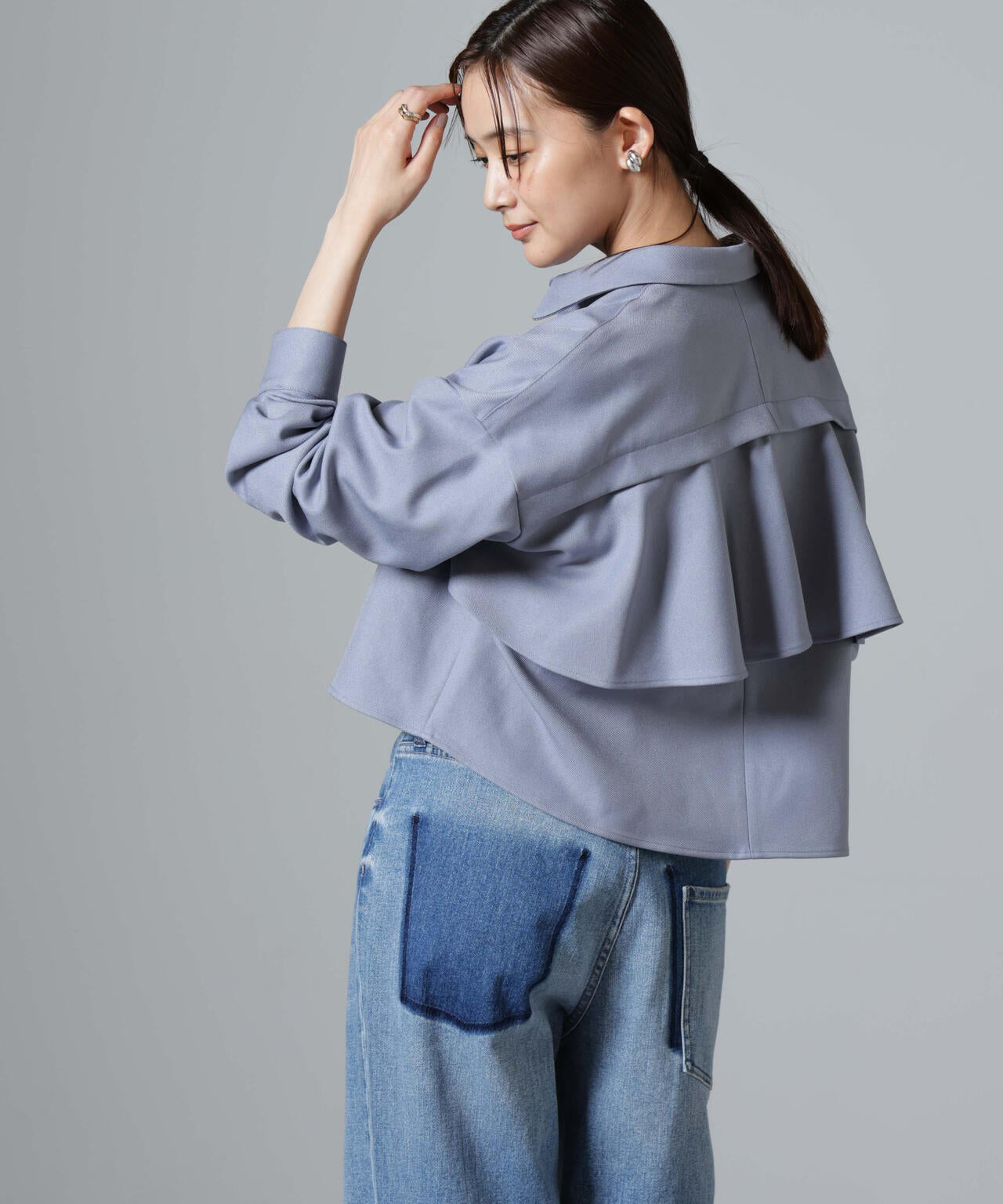 バックコンシャスクロップドシャツ(セットアップ可)