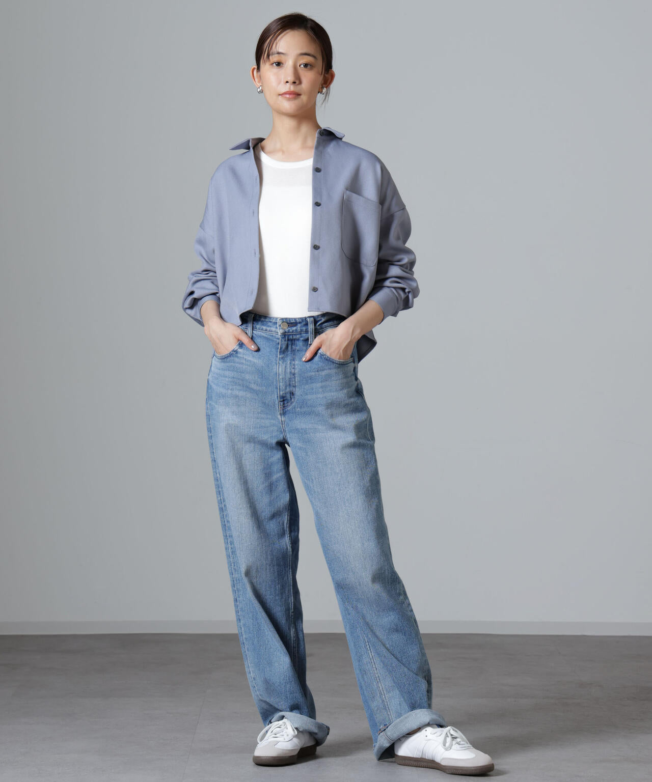 バックコンシャスクロップドシャツ(セットアップ可)
