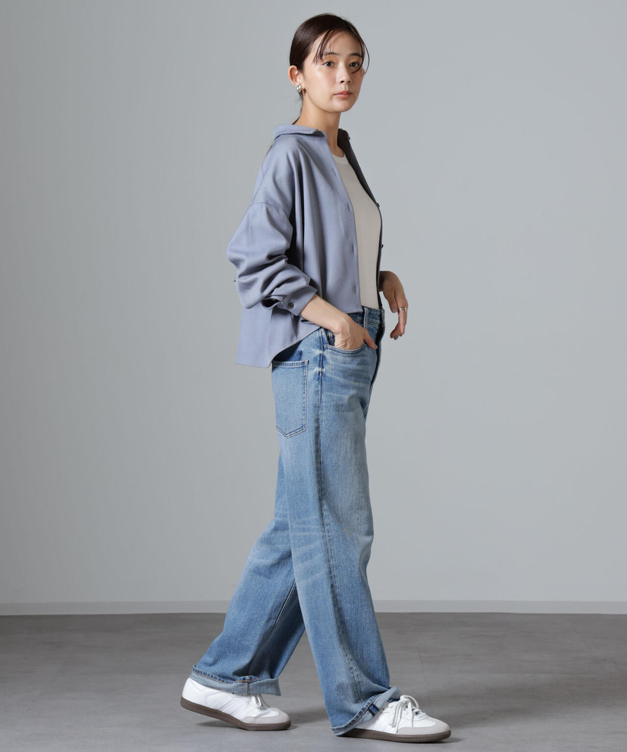 バックコンシャスクロップドシャツ(セットアップ可)