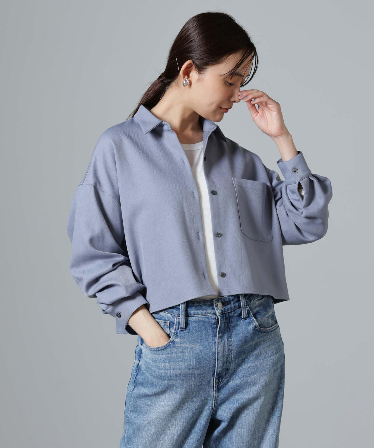 バックコンシャスクロップドシャツ(セットアップ可)