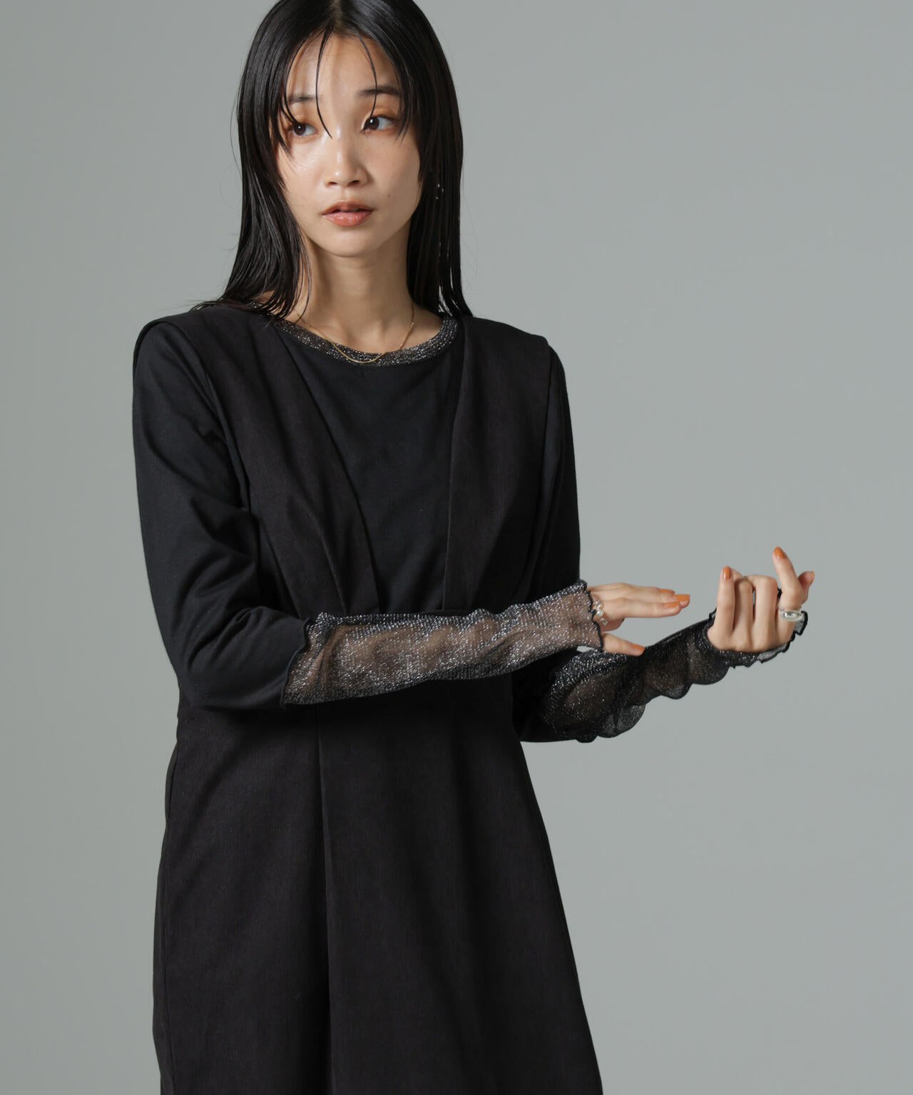 シアーラメ切り替えロングTシャツ