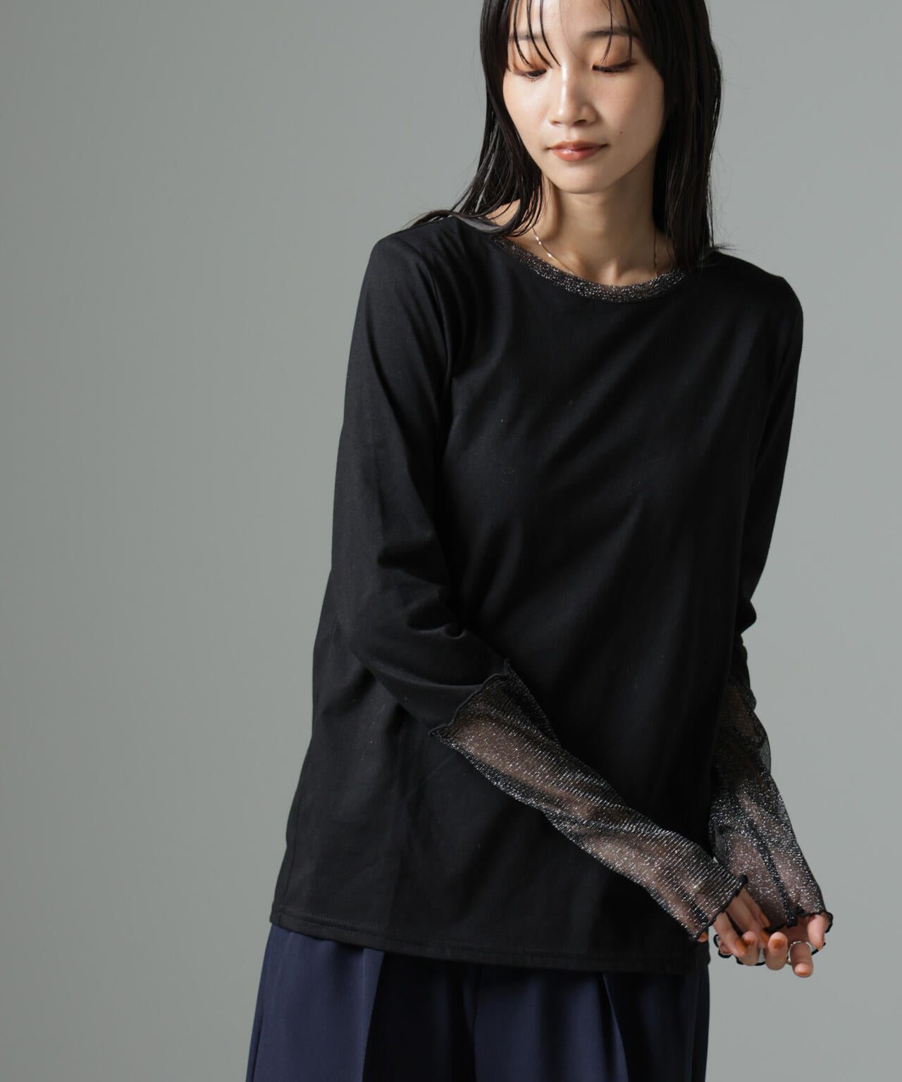 シアーラメ切り替えロングTシャツ