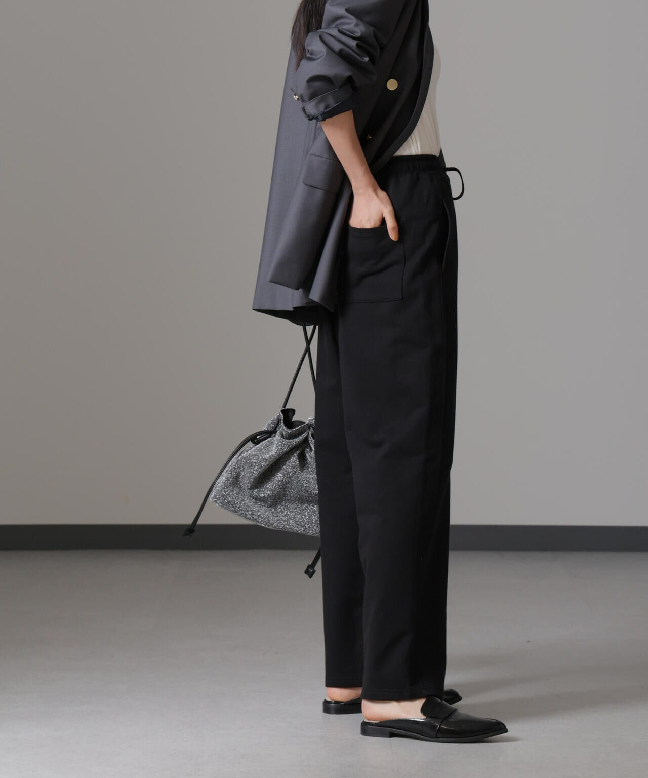 a2948358-e4ae-5ae9-9c33-9c643bd8b105_Image