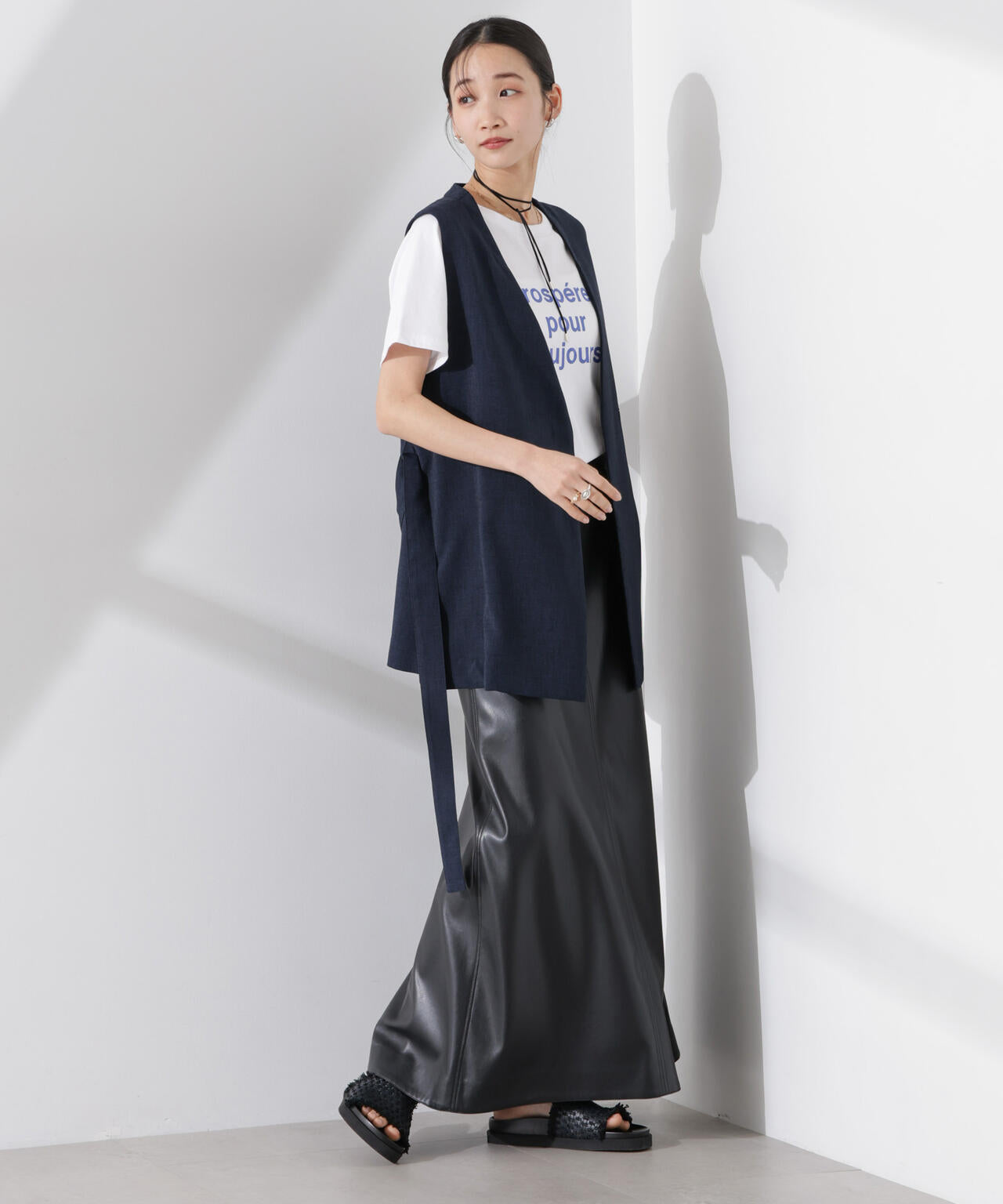 f2e1f9a4-e67f-5752-bef6-997c64d953c8_Image