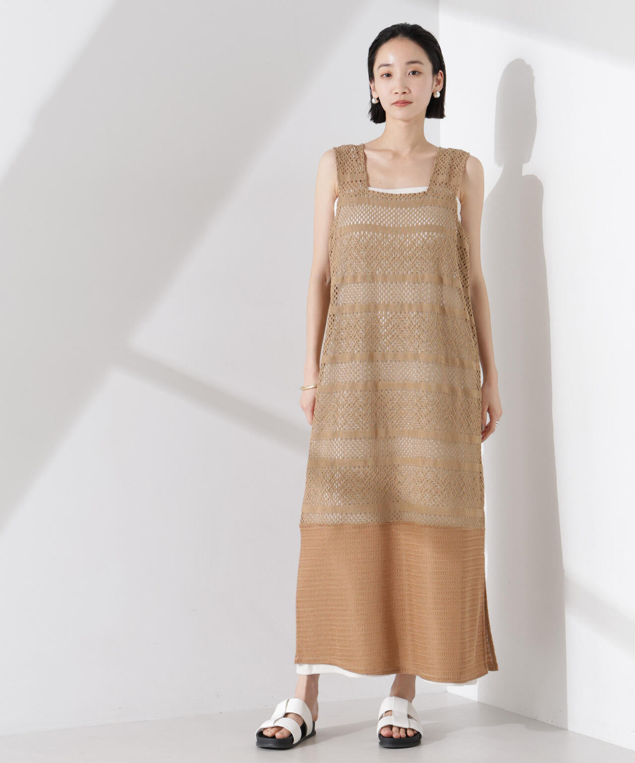 クロシェニット風レースノースリーブワンピース