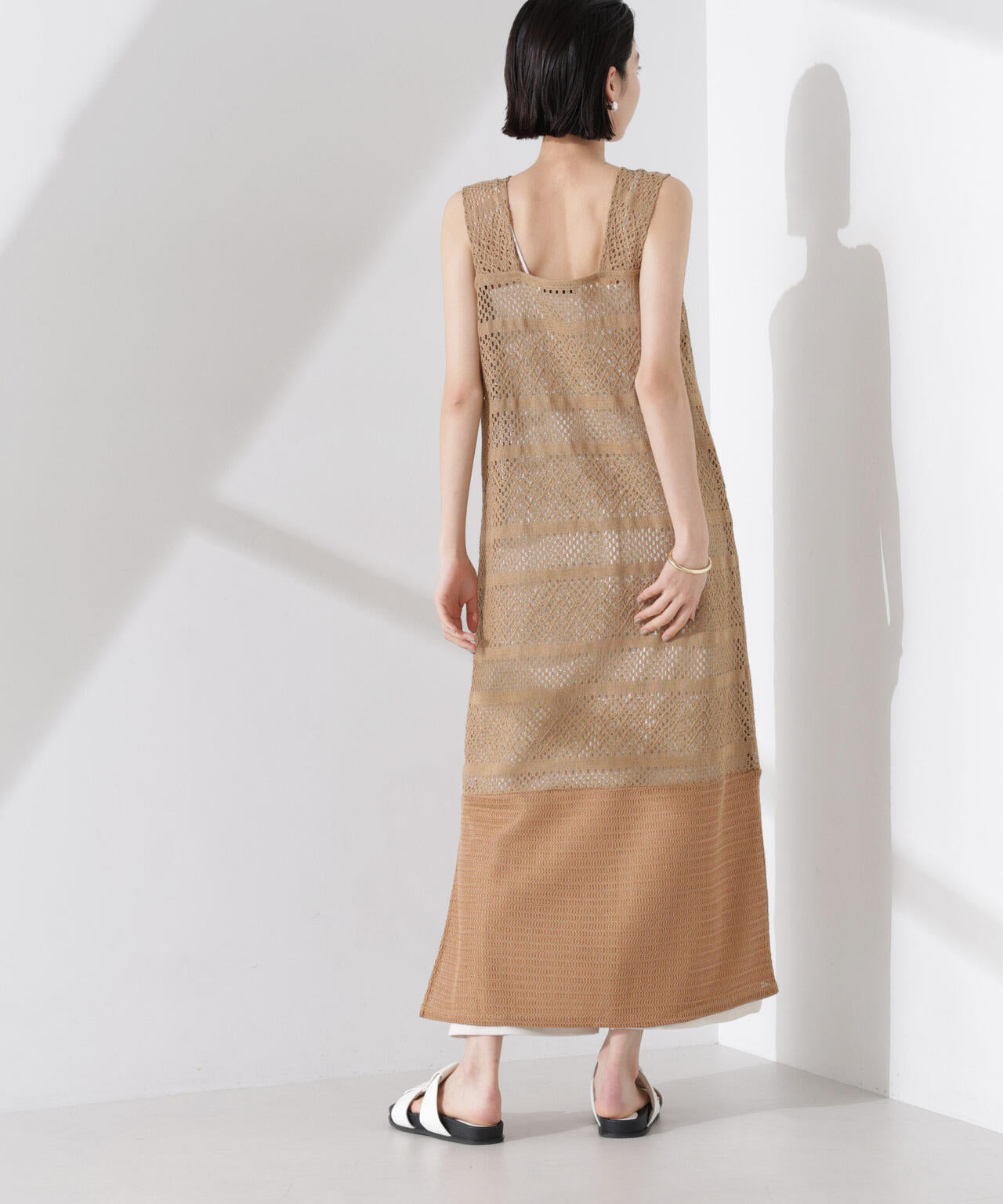 クロシェニット風レースノースリーブワンピース