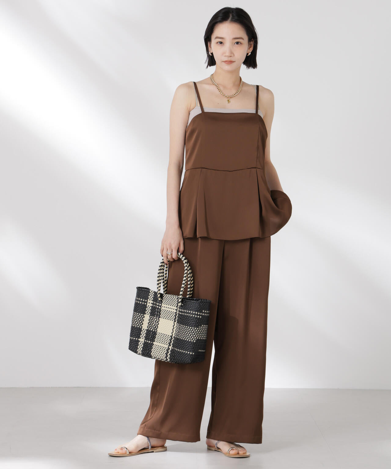 6998fde4-61ff-55d0-b0c3-6a827ae16d99_Image