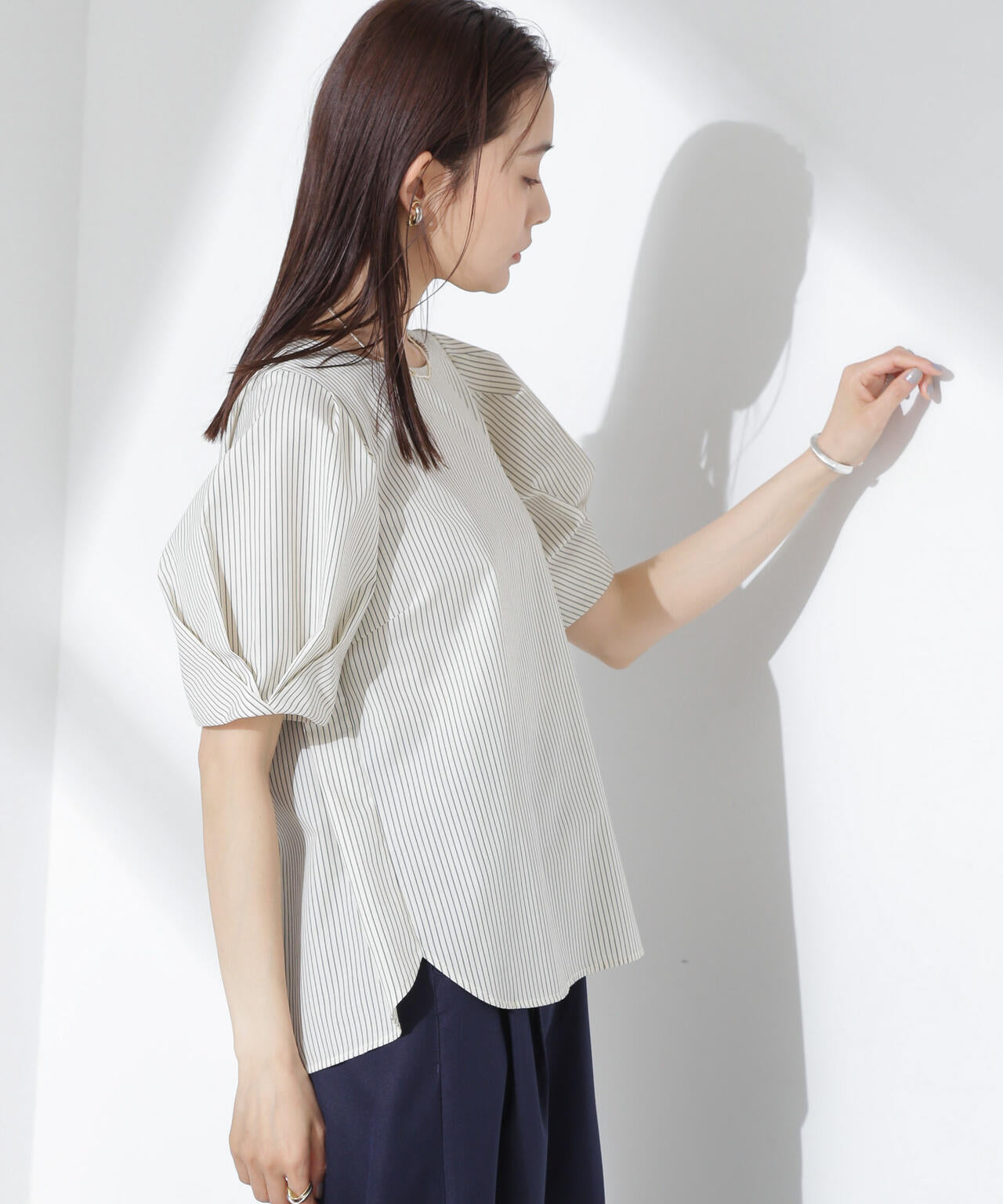 ed5d9b9f-ecaa-578b-a468-d426574dda34_Image