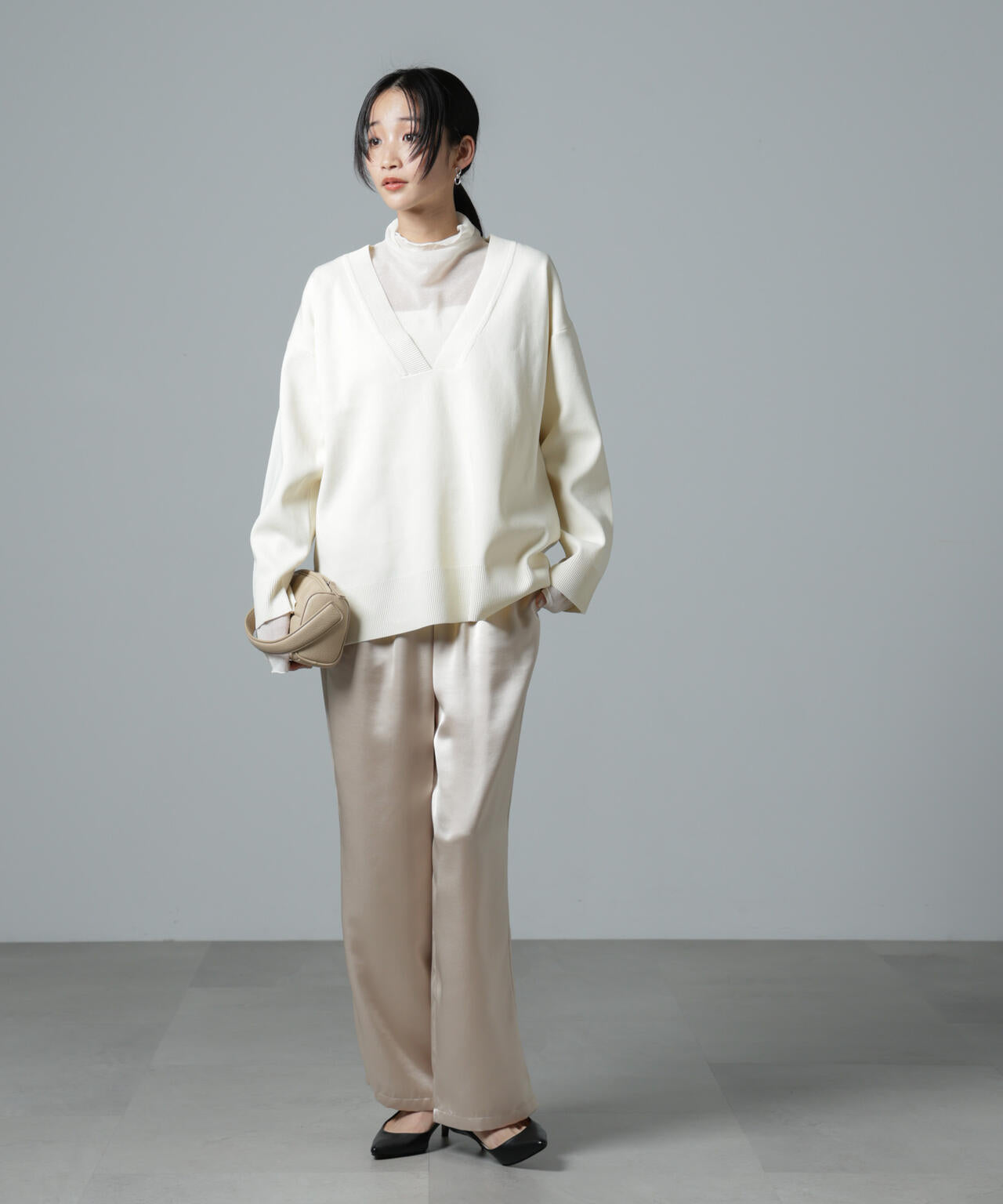 洗濯機洗い可Vネックバックスリットニットトップス